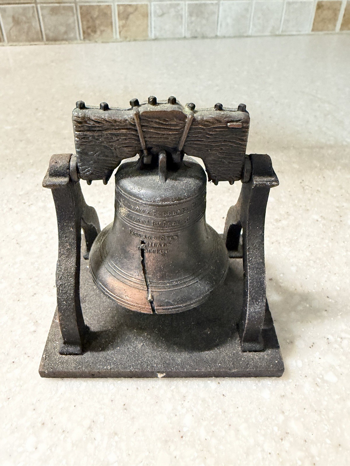 Vintage The Liberty Bell Souvenir Penncraft 4” x 3.5” Paperweight Decor T2