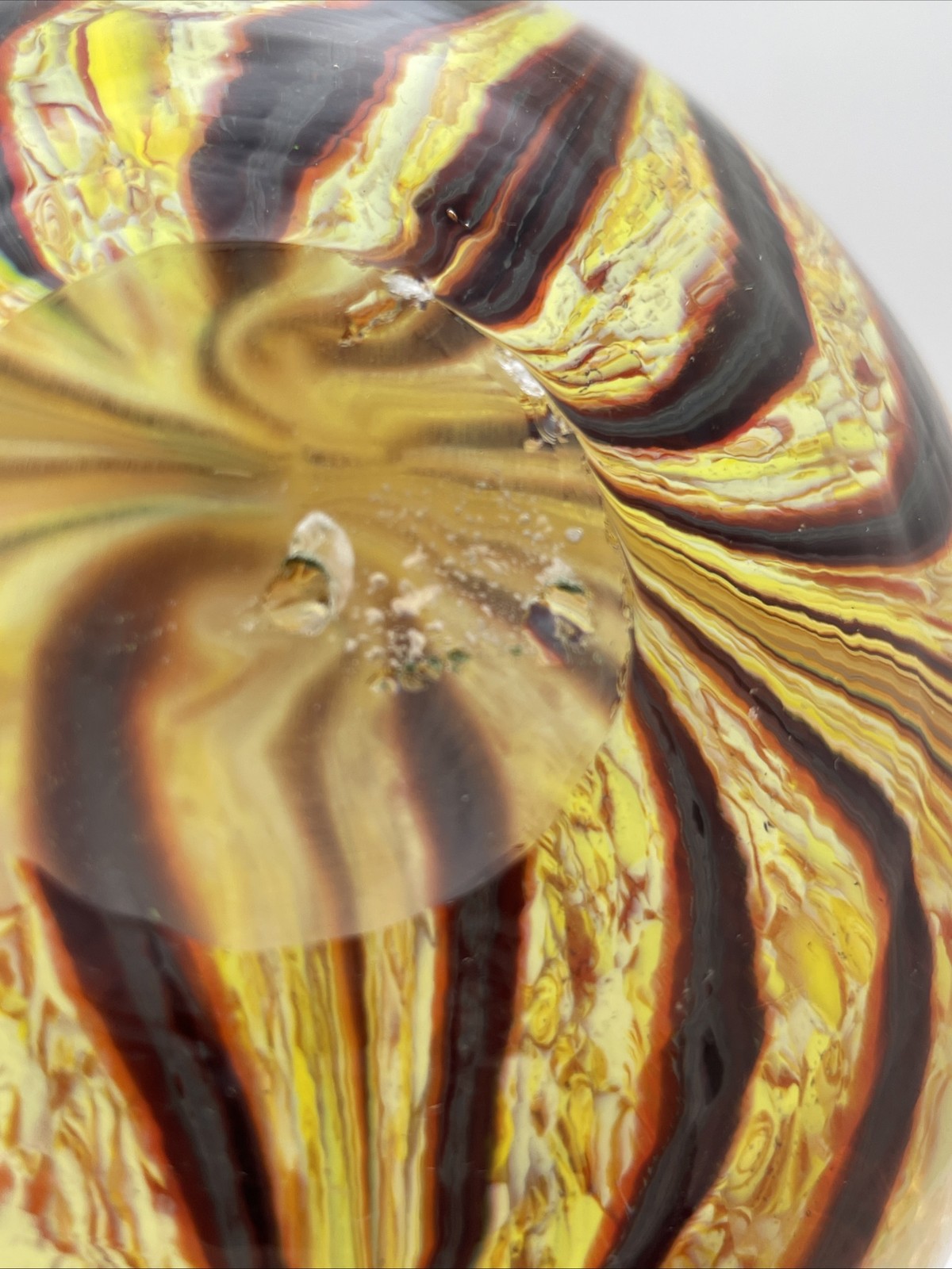 Hand-Blown Art Glass Vase Pulled Feather or “Tiger Stripe” pattern 9.75”
