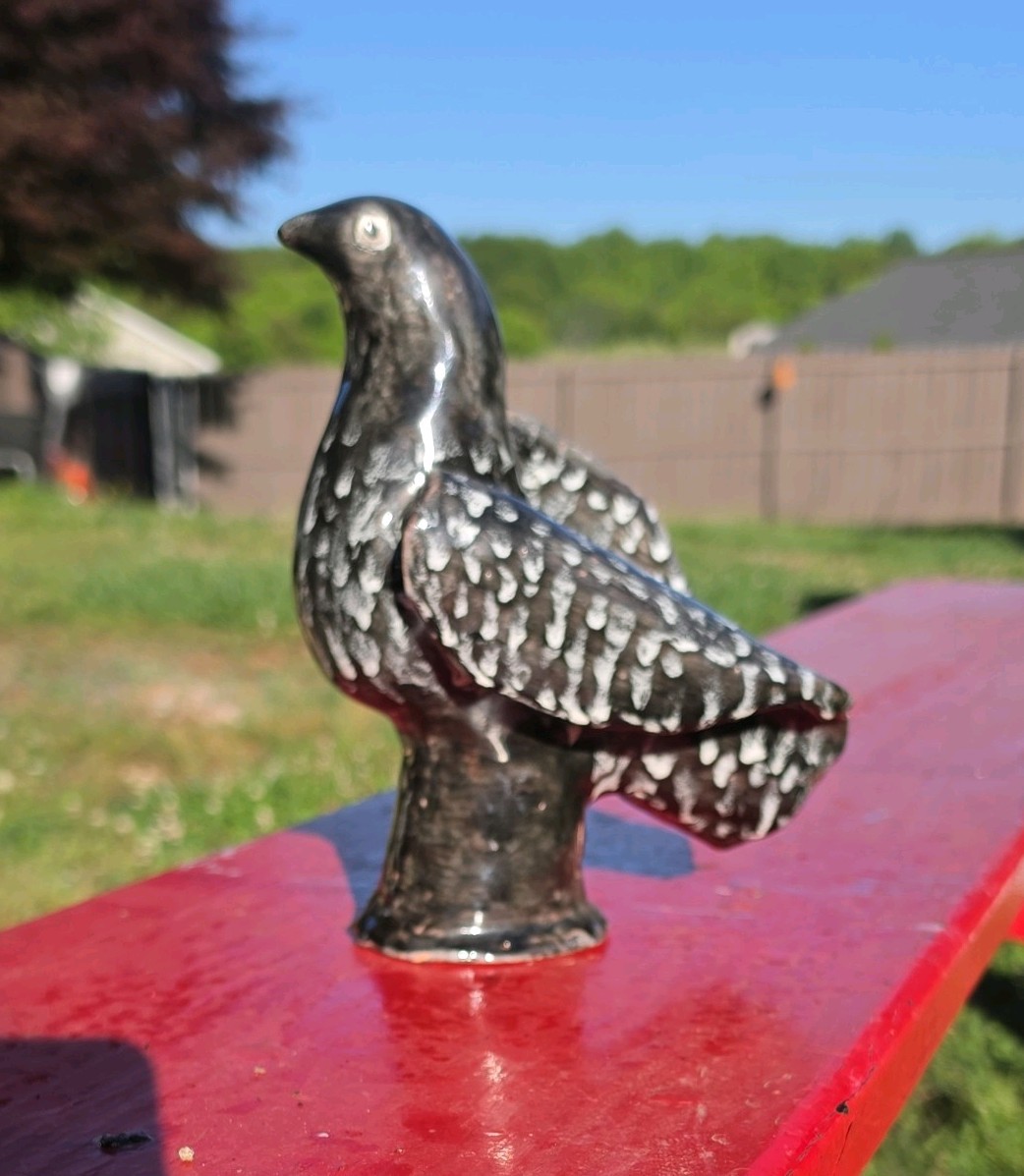 Larry Wilson North Georgia Folk Art Pottery Black Spotted Bird