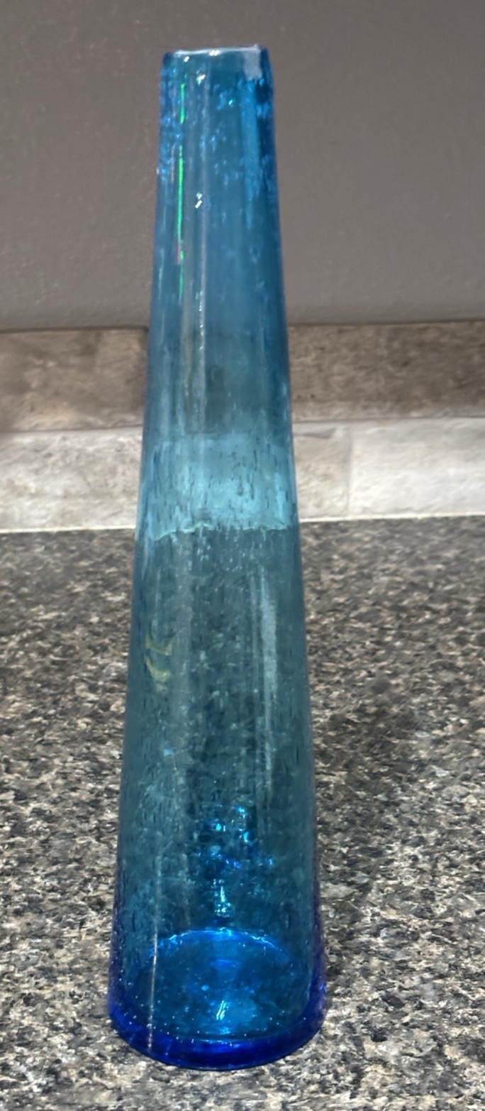 Hand Blown Margie’s Garden Aqua Turquoise Bubble Art Curved Glass Vase 13″ EXC
