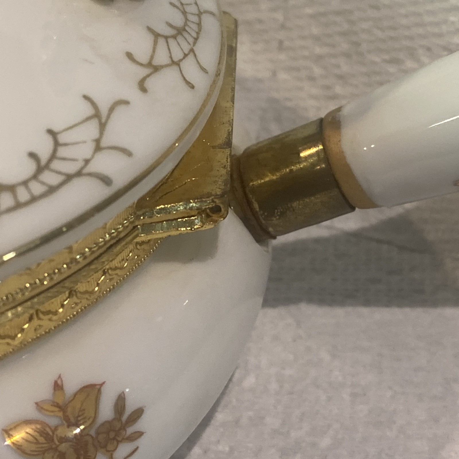 Andrea by Sadek Porcelain Silent Butler: Hinged Crumb Catcher Roses & Gold