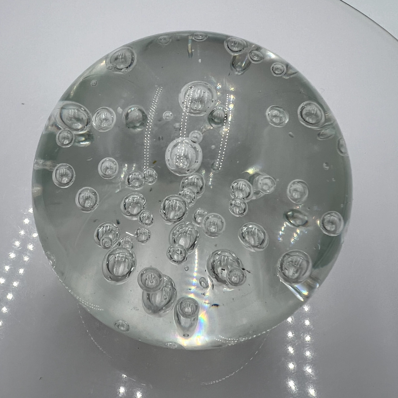 Vtg Clear Controlled Bubbles Art Glass Round Paperweight Orb Globe Sphere
