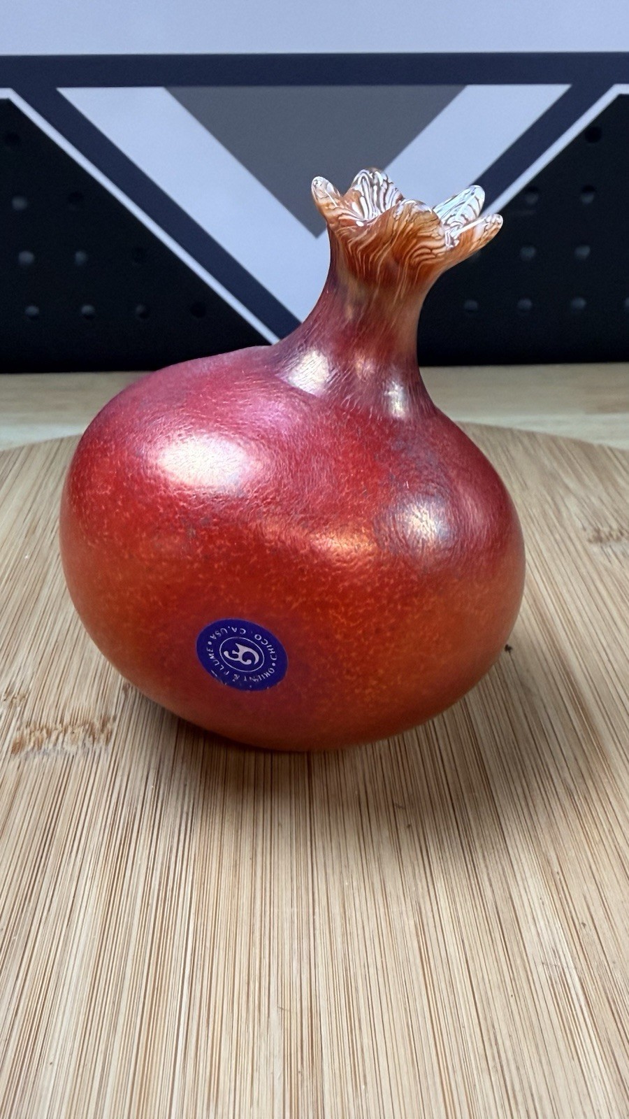 Orient & Flume Signed Art Glass Pomegranate Paperweight Original Sticker