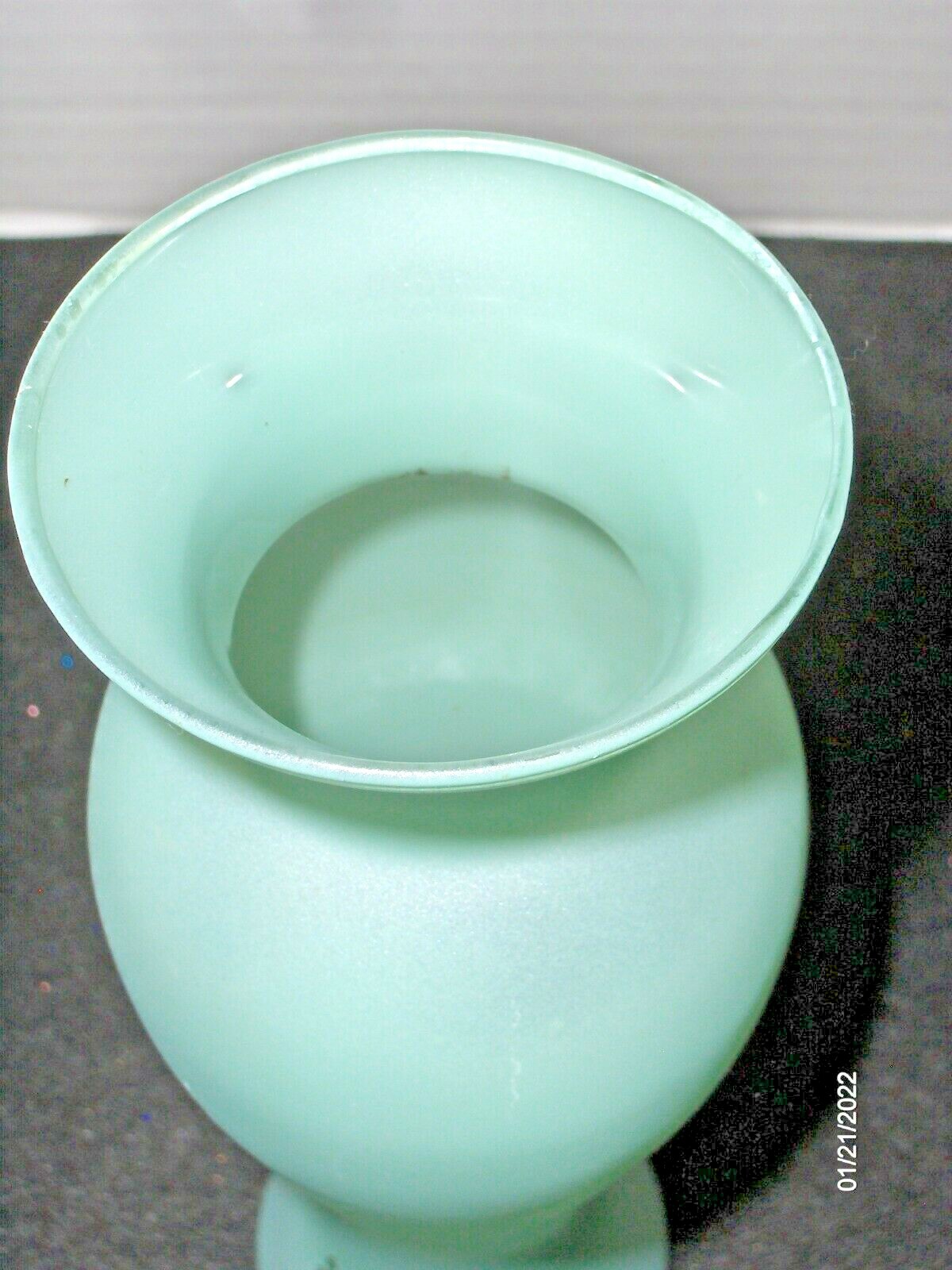 Vintage Green Glass Vase 8 3/4″ Tall