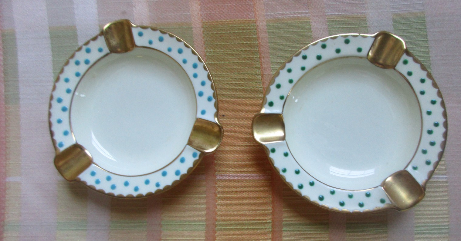 Shelley* 2 POLKA DOT 4″ ASHTRAYS*1944-1966*Heavy Liquid Gold Trim*MINT