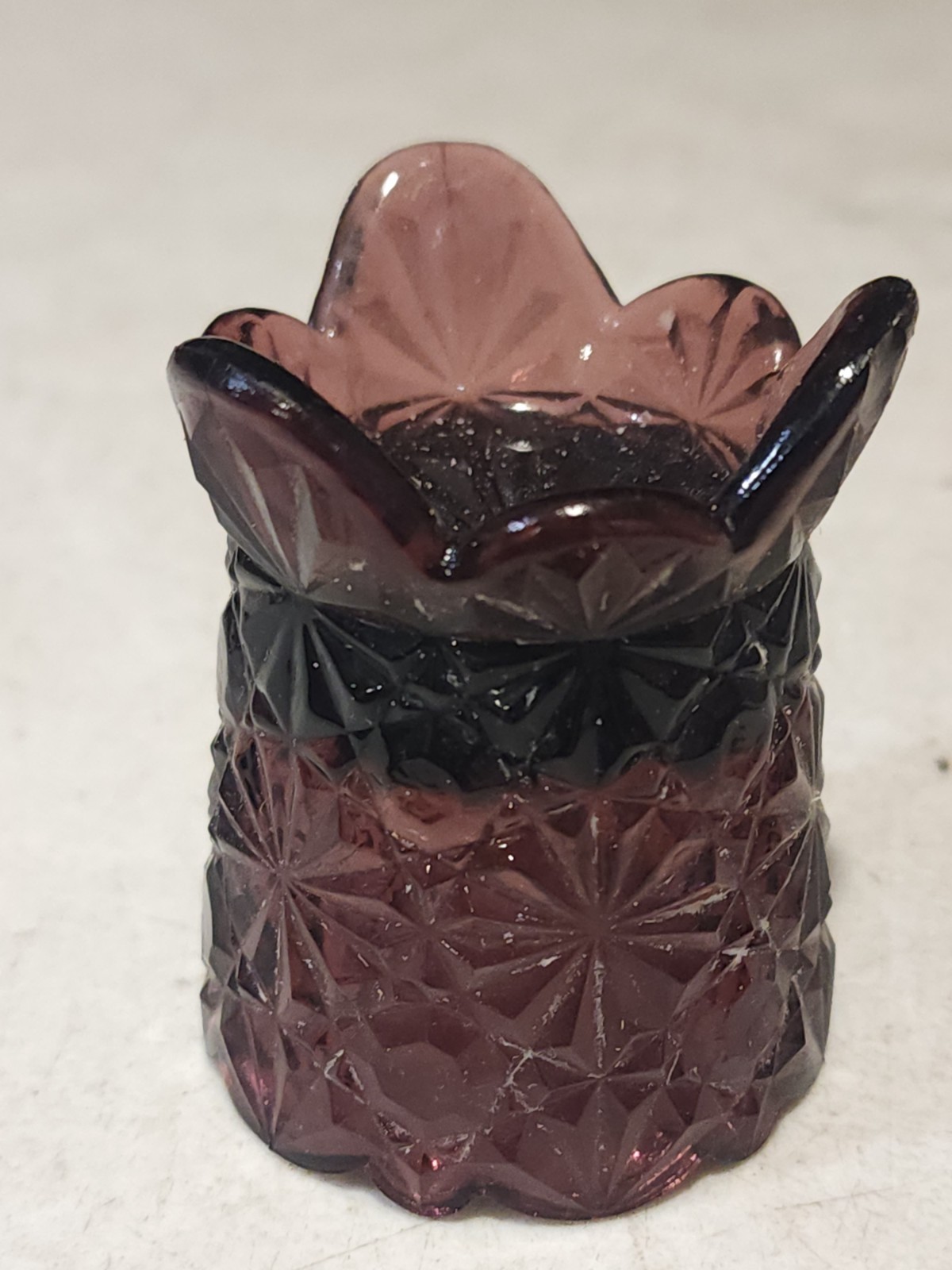 Vintage Fenton LG Wright Daisy & Button Footed Purple Amethyst Toothpick Holder