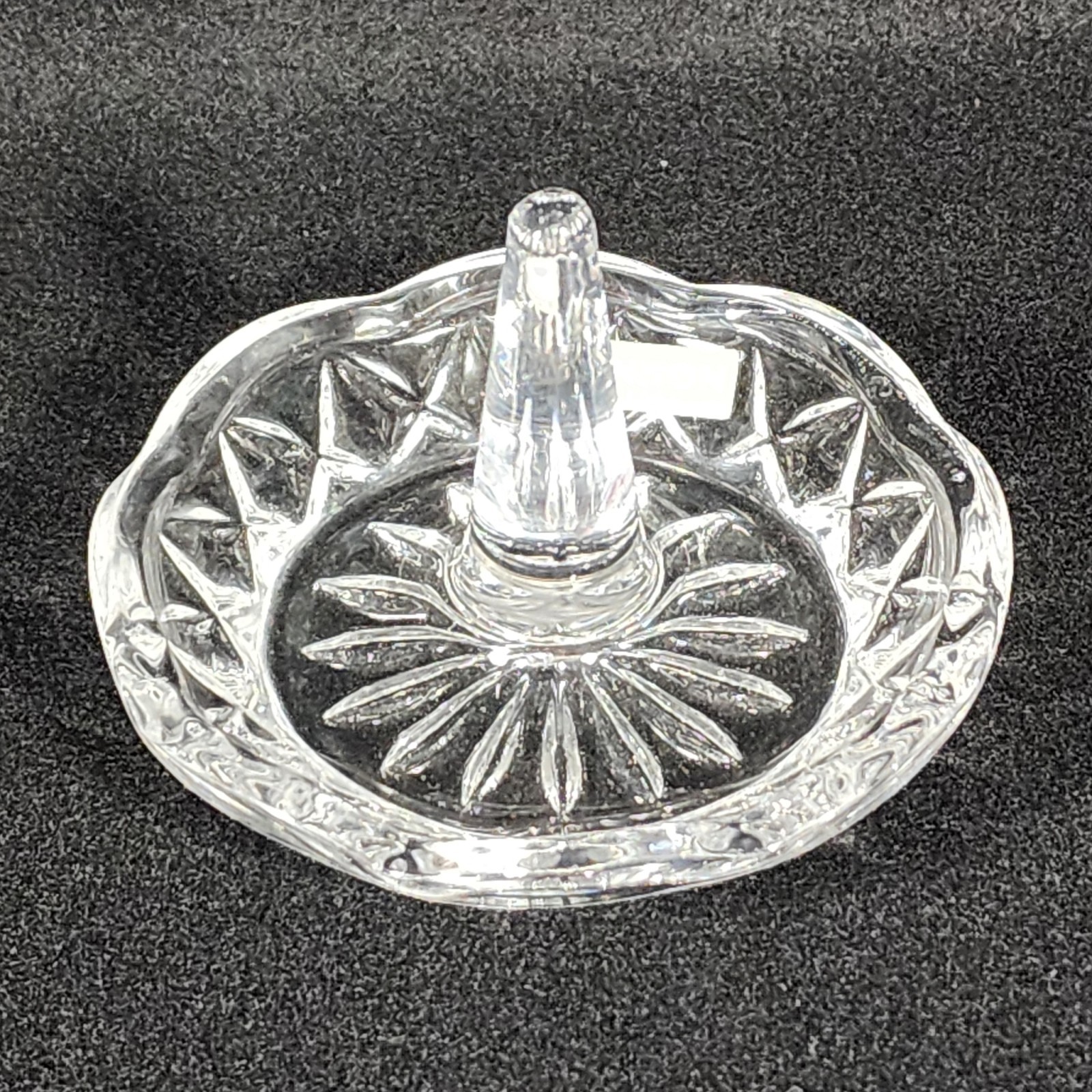 Shannon Crystal by Godinger Ring Holder Ireland Ring Protection