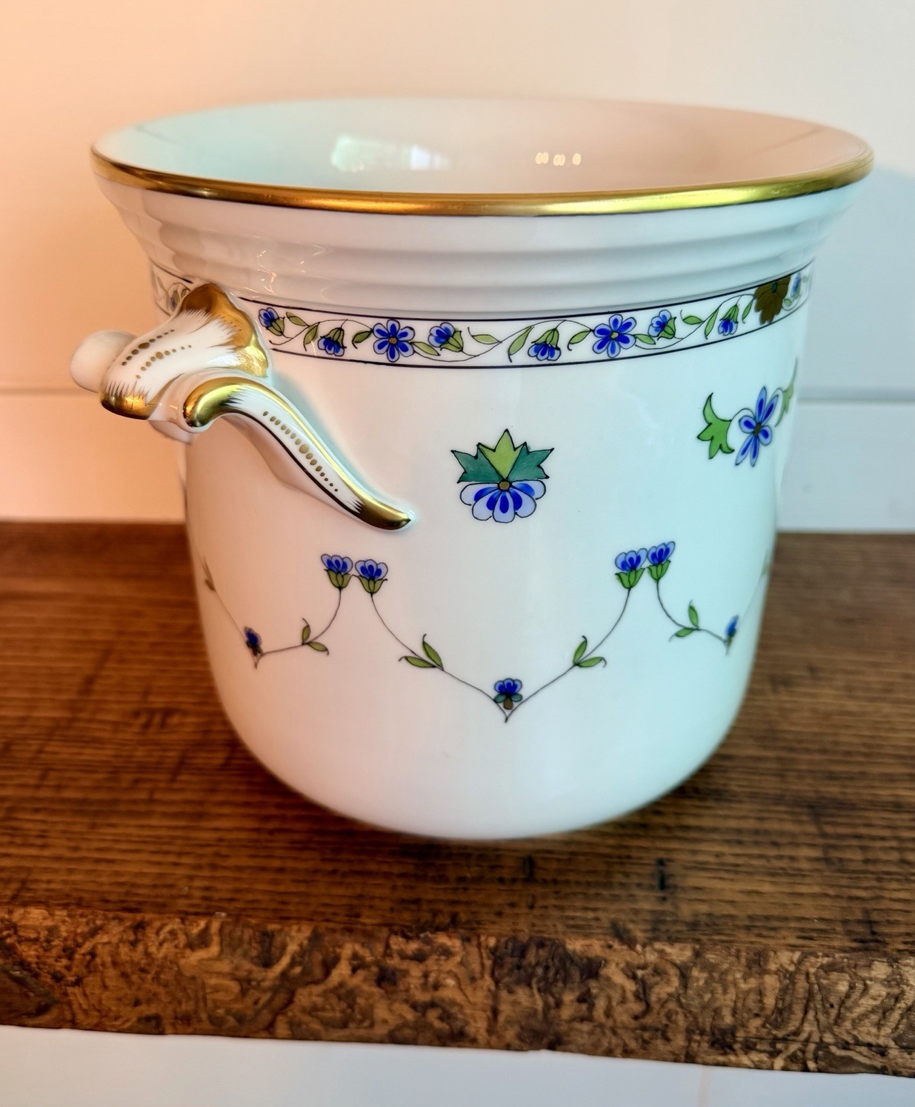 Herend RARE ‘Blue Summer Field Flowers’ Cachepot with Gilded Handles 7202/LHTBW