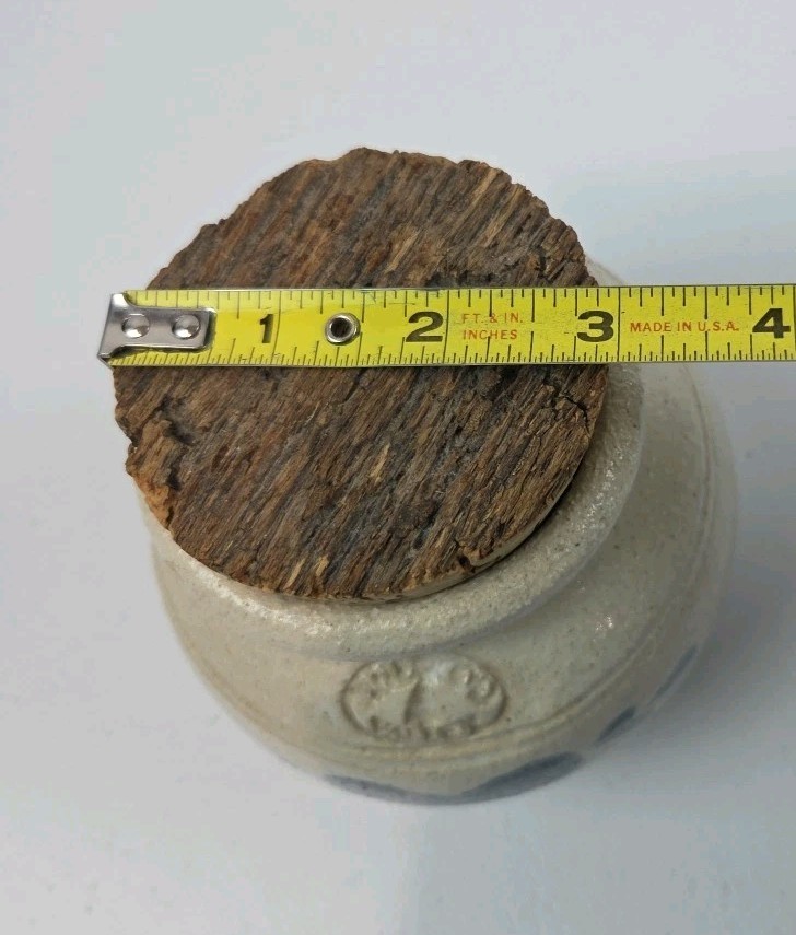 VTG Salt Glazed Pinewood Valley Blue Heart Small Crock With Cork Lid