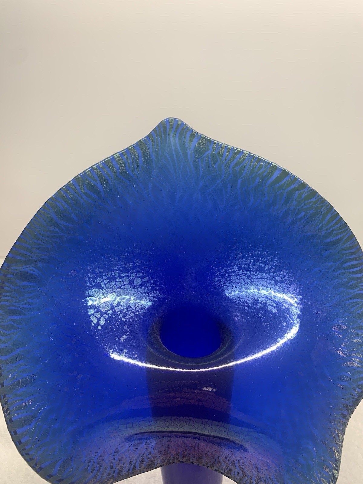 Art Glass Vase Jack In The Pulpit Blue Iridescent Signed Zellique studio Floral