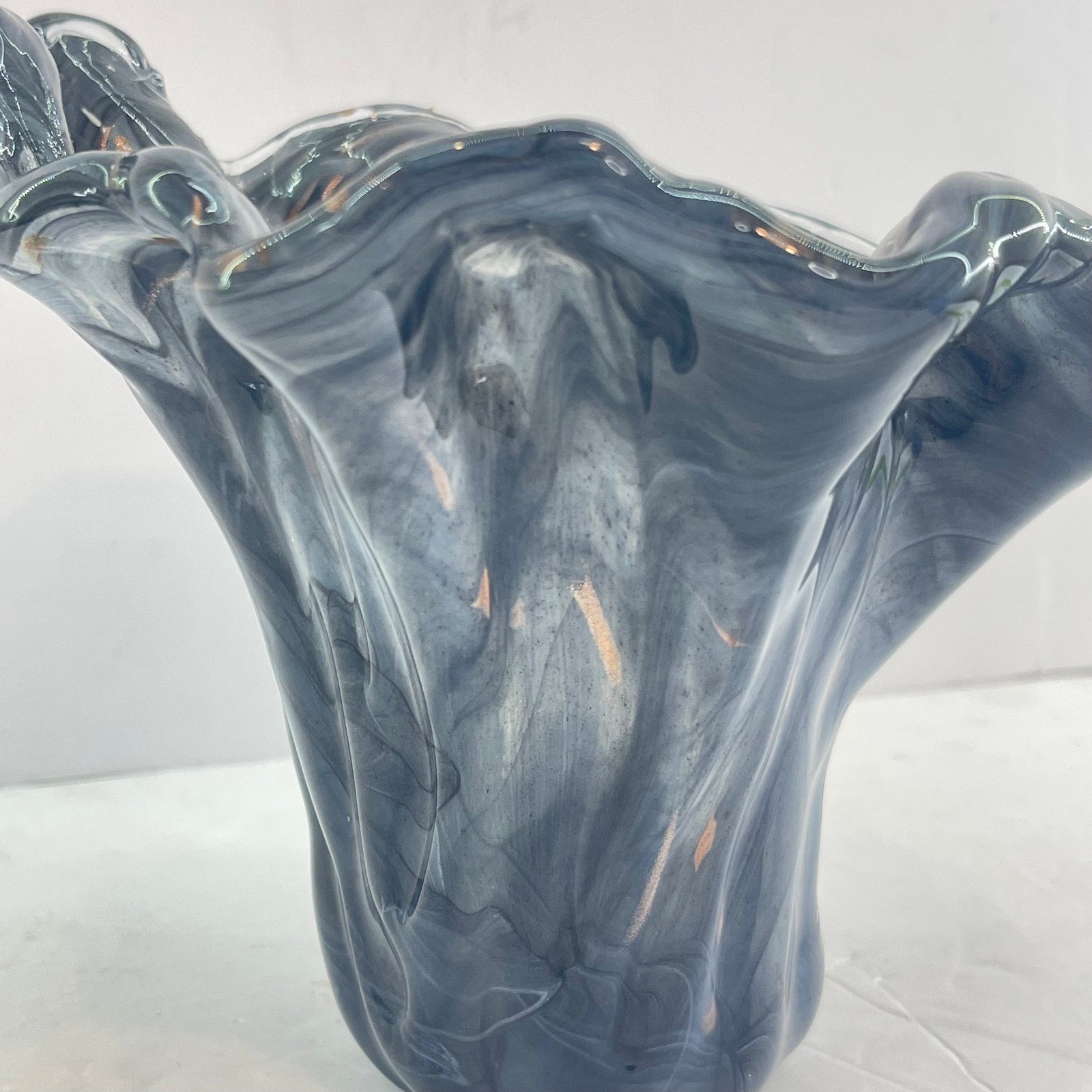 Vintage Murano Style Handkerchief Art Glass Vase Gray Copper Fleck Ruffle