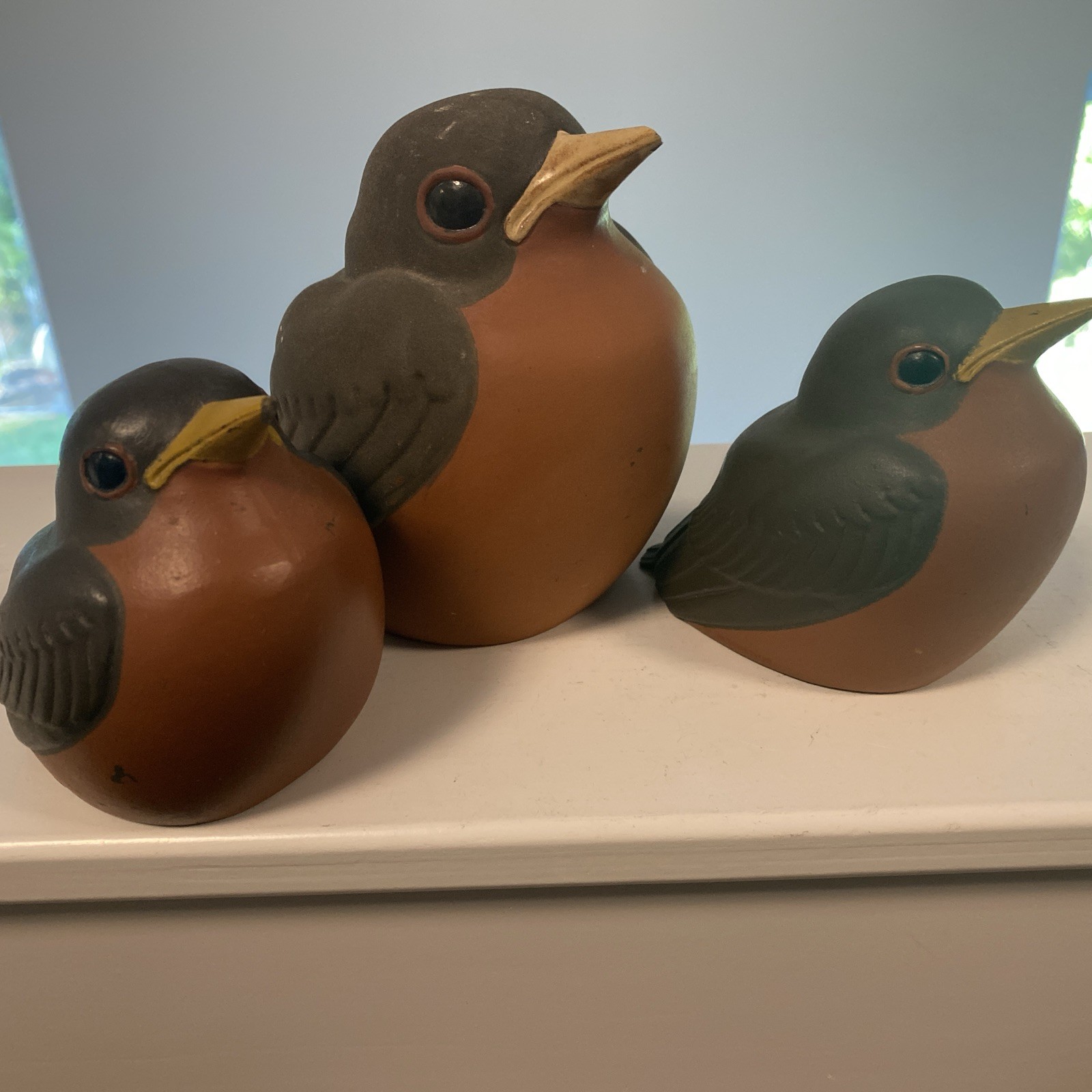 Vintage Set of 3 ROBIN NICODEMUS POTTERY STONE Ebonite BIRD Lable ADORABLE