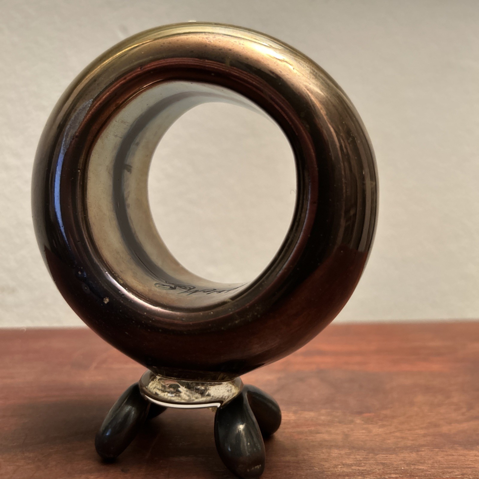 Amazing Donut Shape ArtGlass w/4 Feet