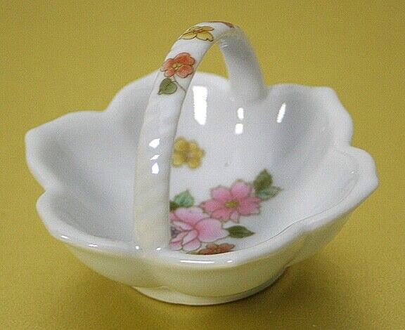 Takahashi Joy San Francisco Porcelain Trinket Basket
