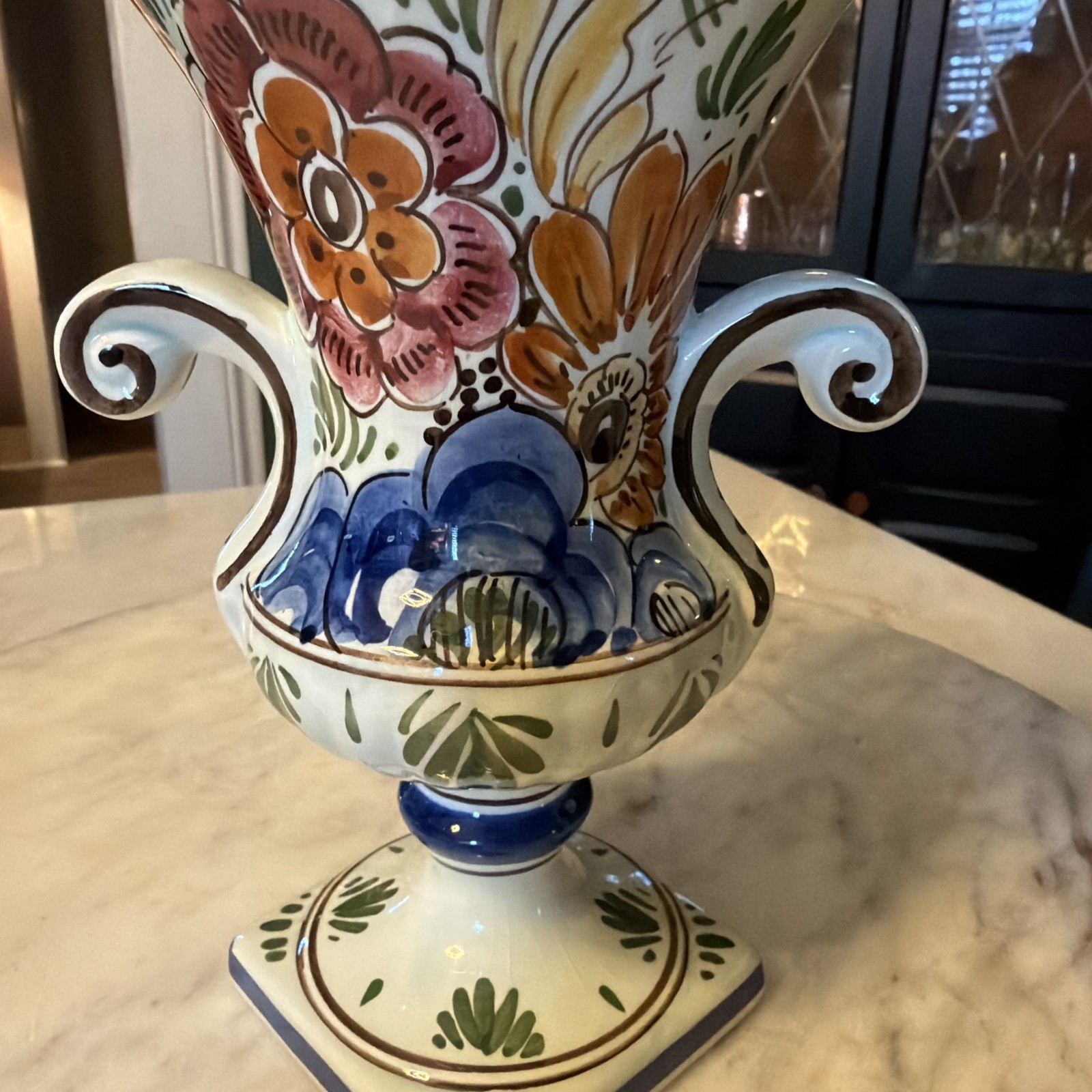 Vintage Delfts Holland Hand Painted 8.75″ Double Handled Vase
