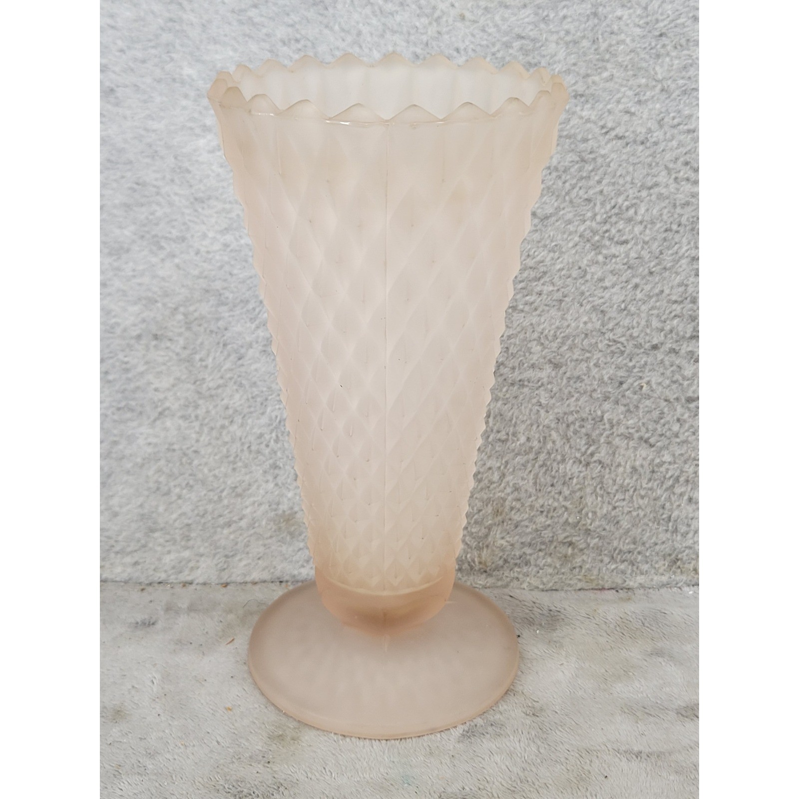 Vintage Pink Frosted Satin Glass Diamond Point Trumpet Vase Scalloped Rim 7.75″