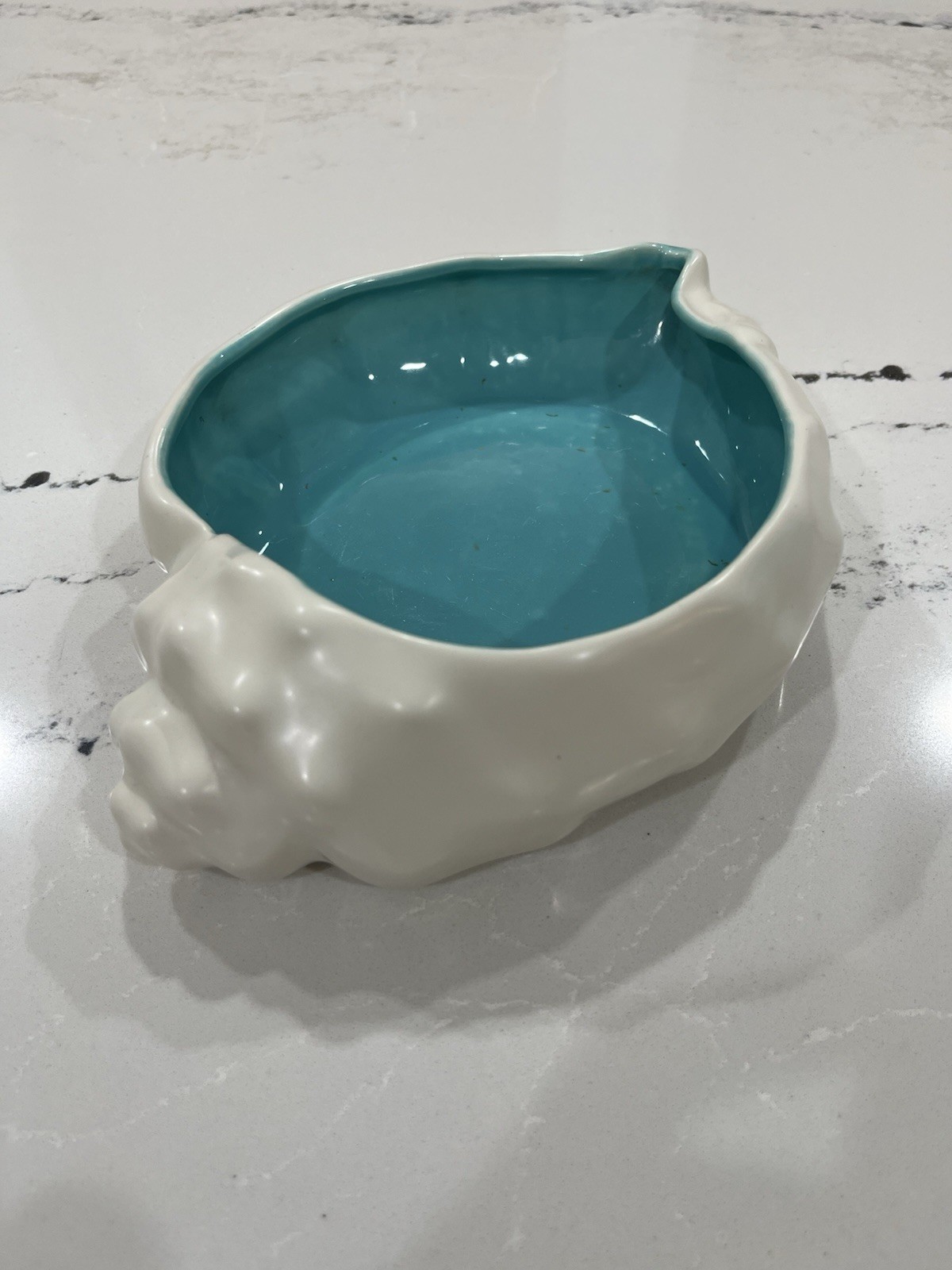 Vintage MCM West Coast Pottery Seashell Dish White & Turquoise 9 x 6 x 2.25”