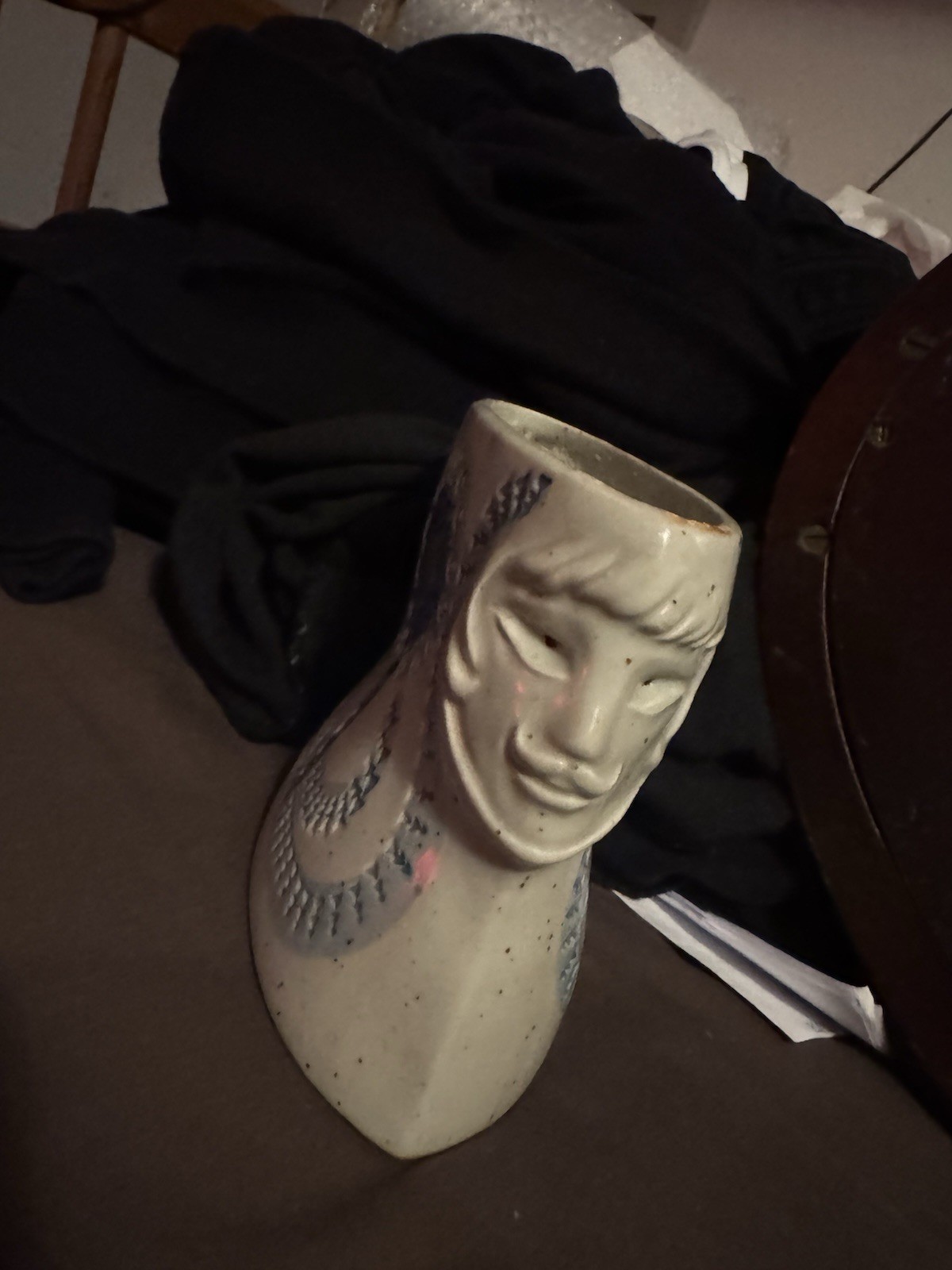 MCM Vintage Two Faces Heads Abstract Blue White Ceramic Pottery Vase