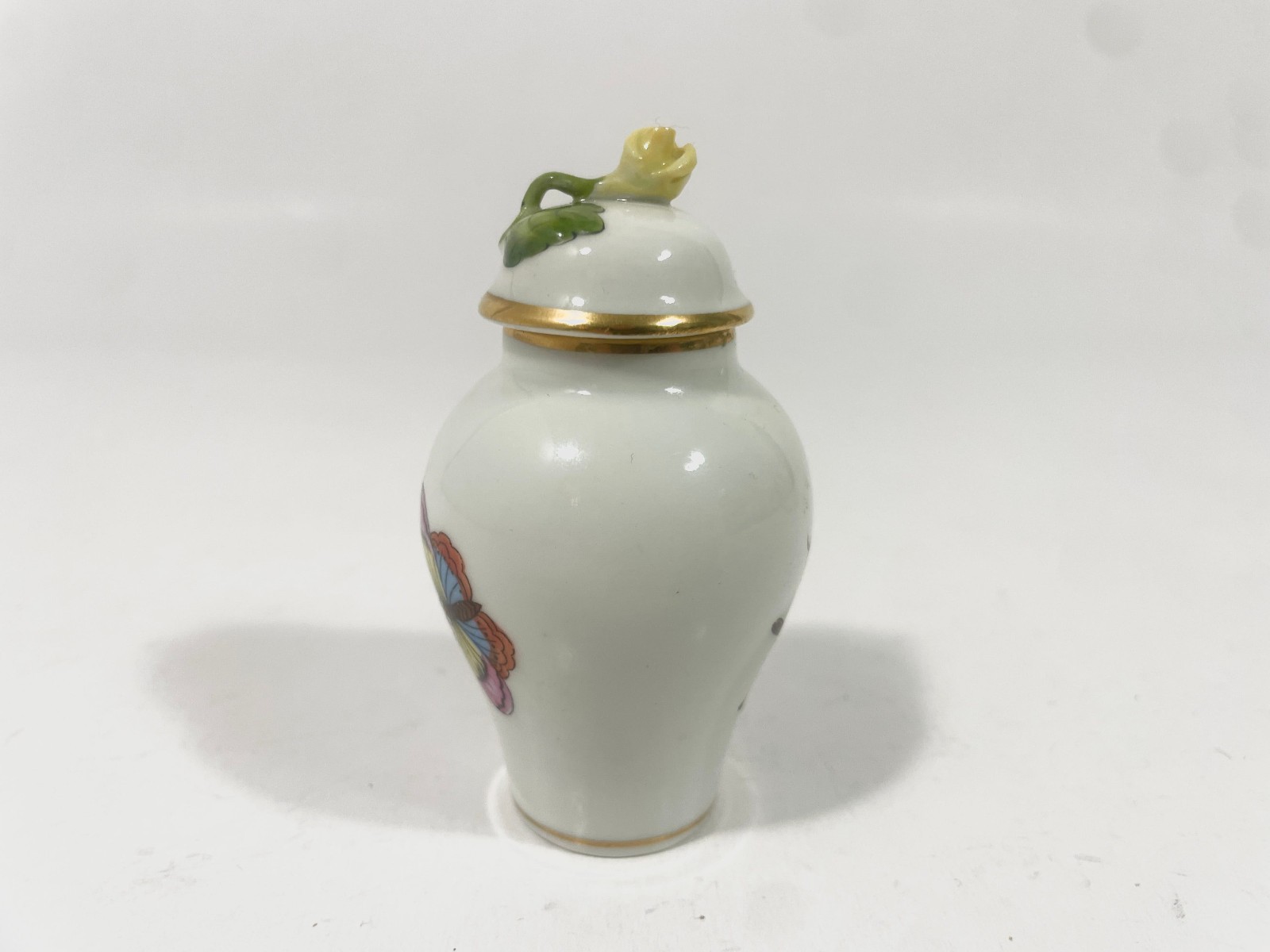 Herend Rothschild Bird 7112 Small Urn