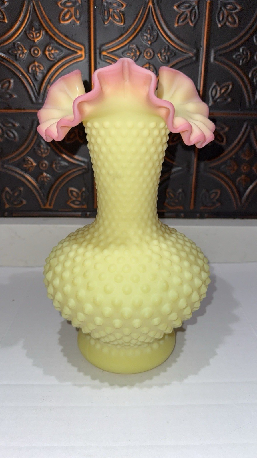 1950s Fenton Burmese Big John Hobnail 10 3/4″ Vase Glows under UV Hard to Find