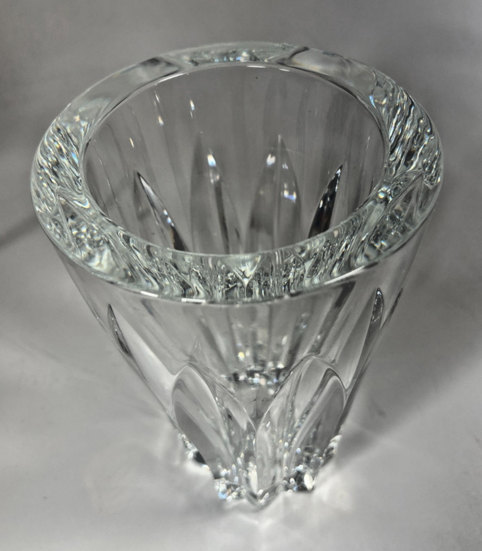 Baccarat Pauline Thick Crystal Tapered Vase 7.75″ x 5″ Made in France Signed