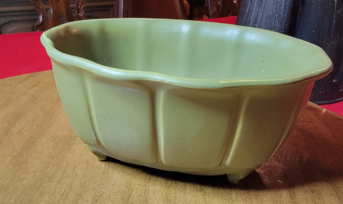 Vintage Small Oval PLANTER Ribbed Mint Light Green 7.5×3.5 GB35