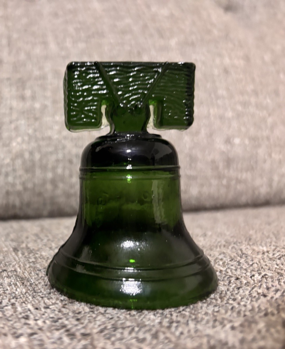 Vintage Joe St. Clair Carnival Glass Green 1776-1976 Liberty Bell
