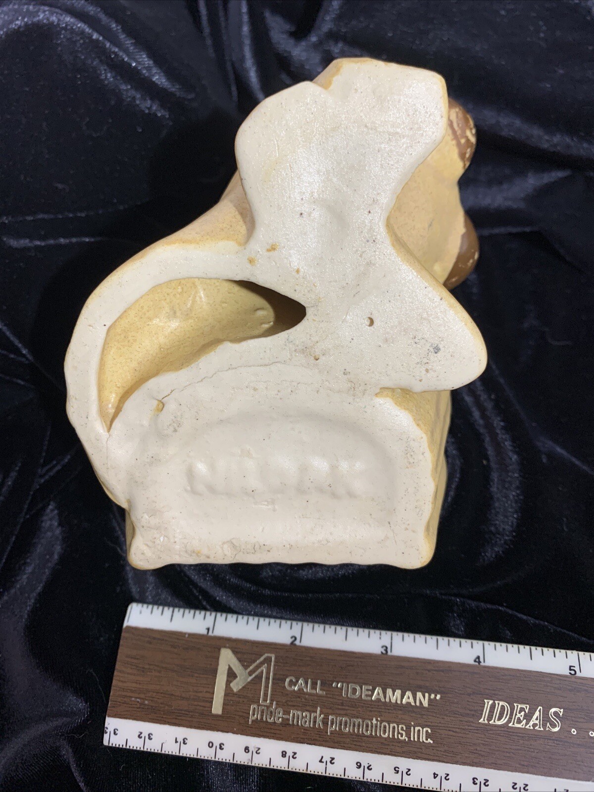 Boxing Kangaroo Planter Vintage Ceramic Niloak. RARE White Clay By Eagle Pottery