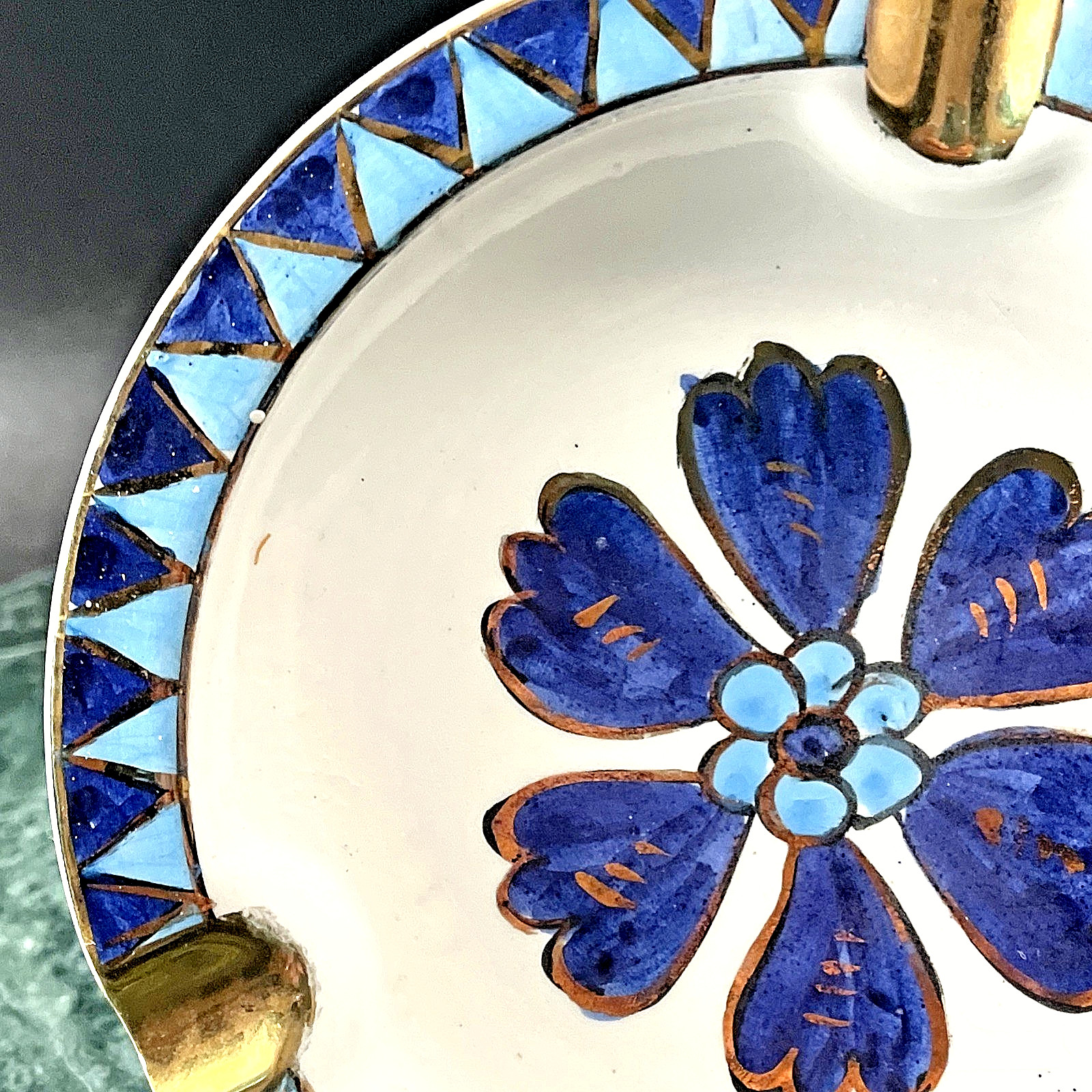 Apollon Keramik Rodoj Ash Tray Blue Cream Gold 5 3/8″ Diameter