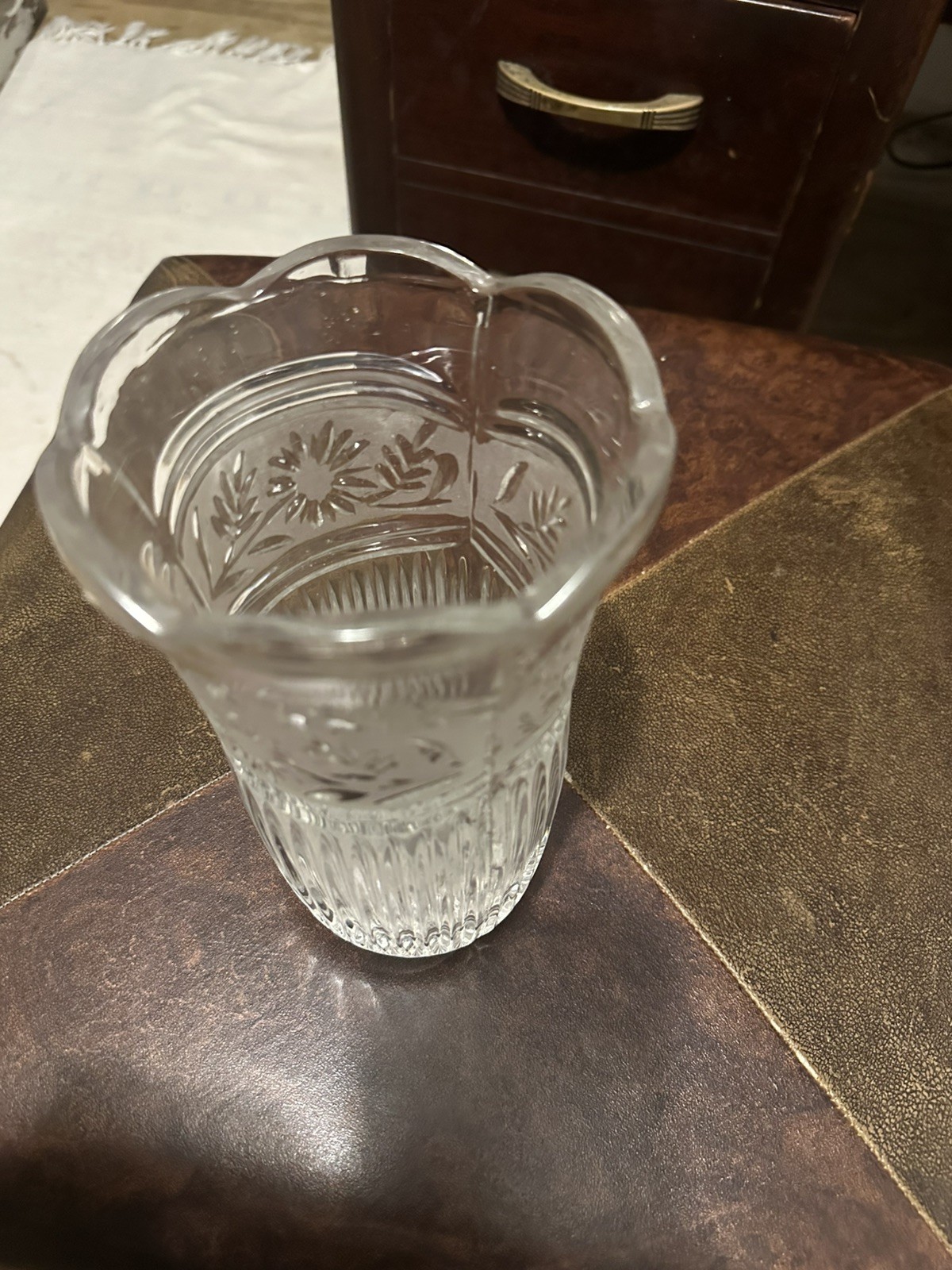 A Beautiful Elegant MCM Crystal Clear Industries 24% Lead Crystal Vase