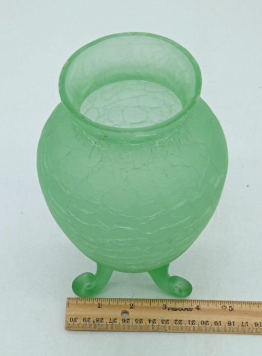 Vintage Green Frosted Crackle Glass Vase W/ A 3-Legged Curled Base 8.25″
