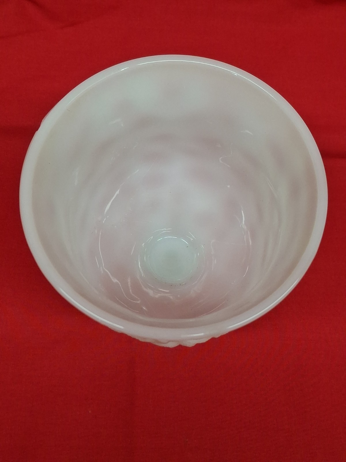Vintage EO Brody Co Cleveland Ohio USA MILK GLASS Vase M3000 Footed Planter