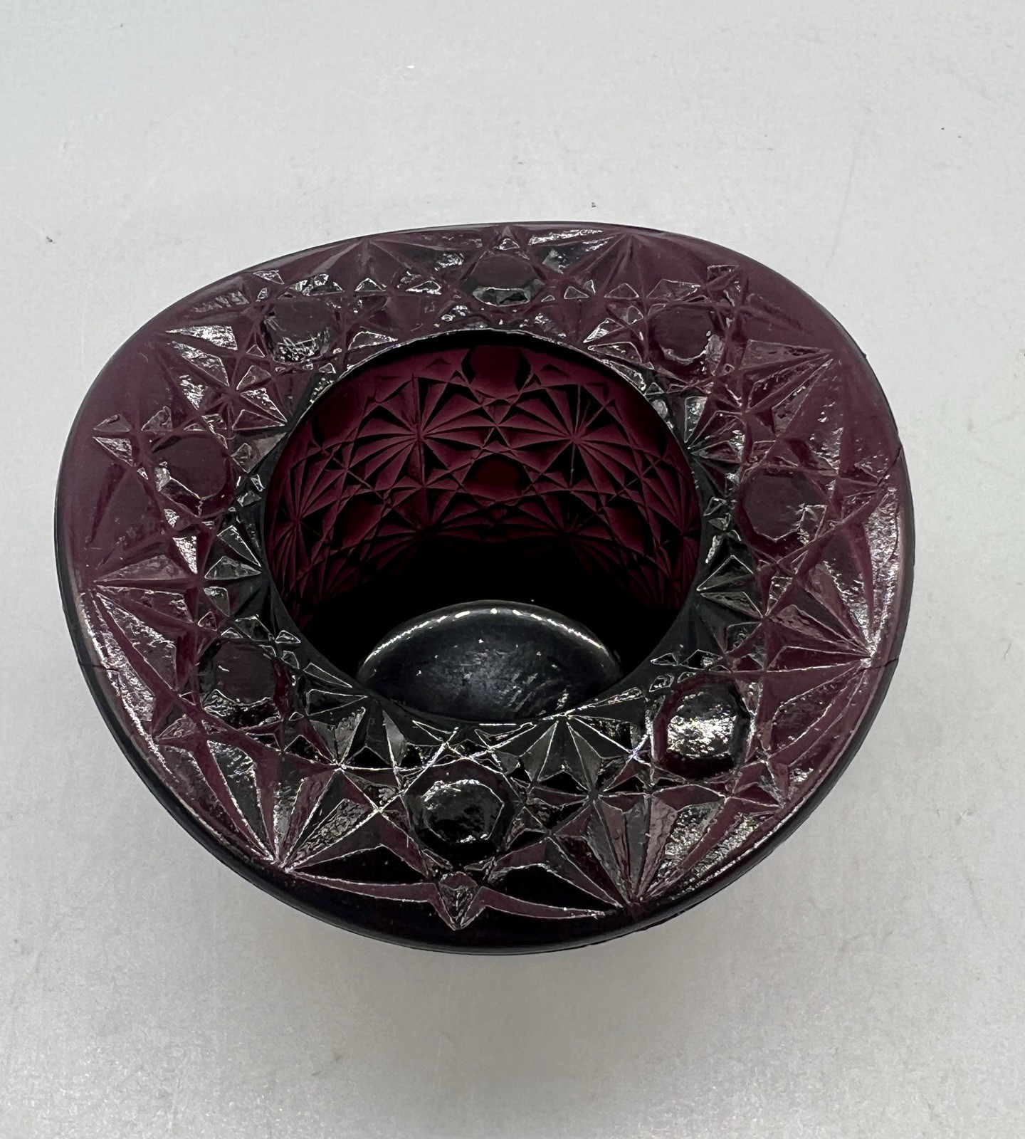 Vintage Amethyst Glass Daisy And Button Top Hat Toothpick Holder Boyd Glass
