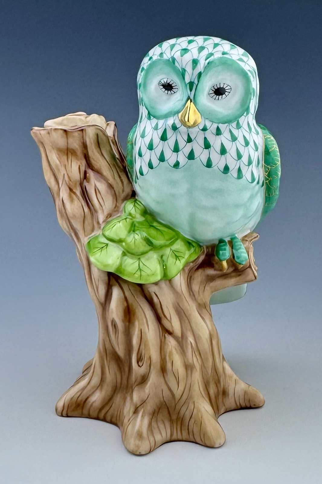 🦋 MINT HEREND Night OWL Green Fishnet Bird Figurine ($805 Retail)