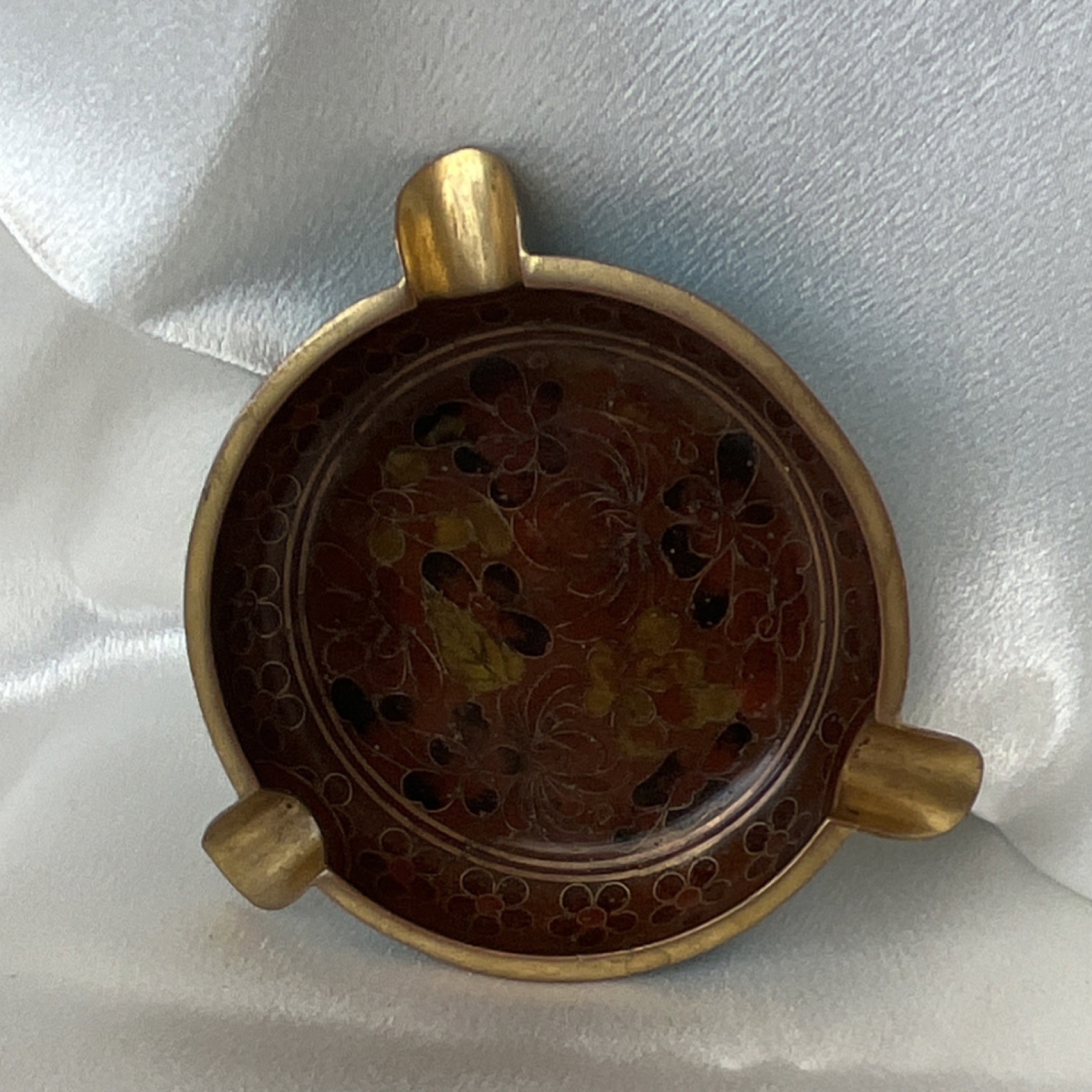 Vintage 1970s Turquoise Blue Cloisonne Enamel Floral Round Metal w/ Brass Trim