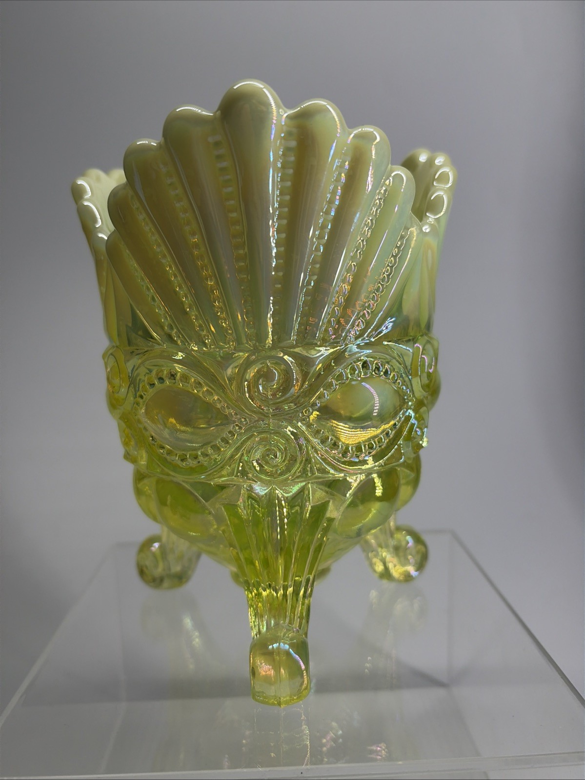 Mosser Eye Winker Spooner Vase 6″ Vaseline Opalescent Iridescent LE 42/200 2005