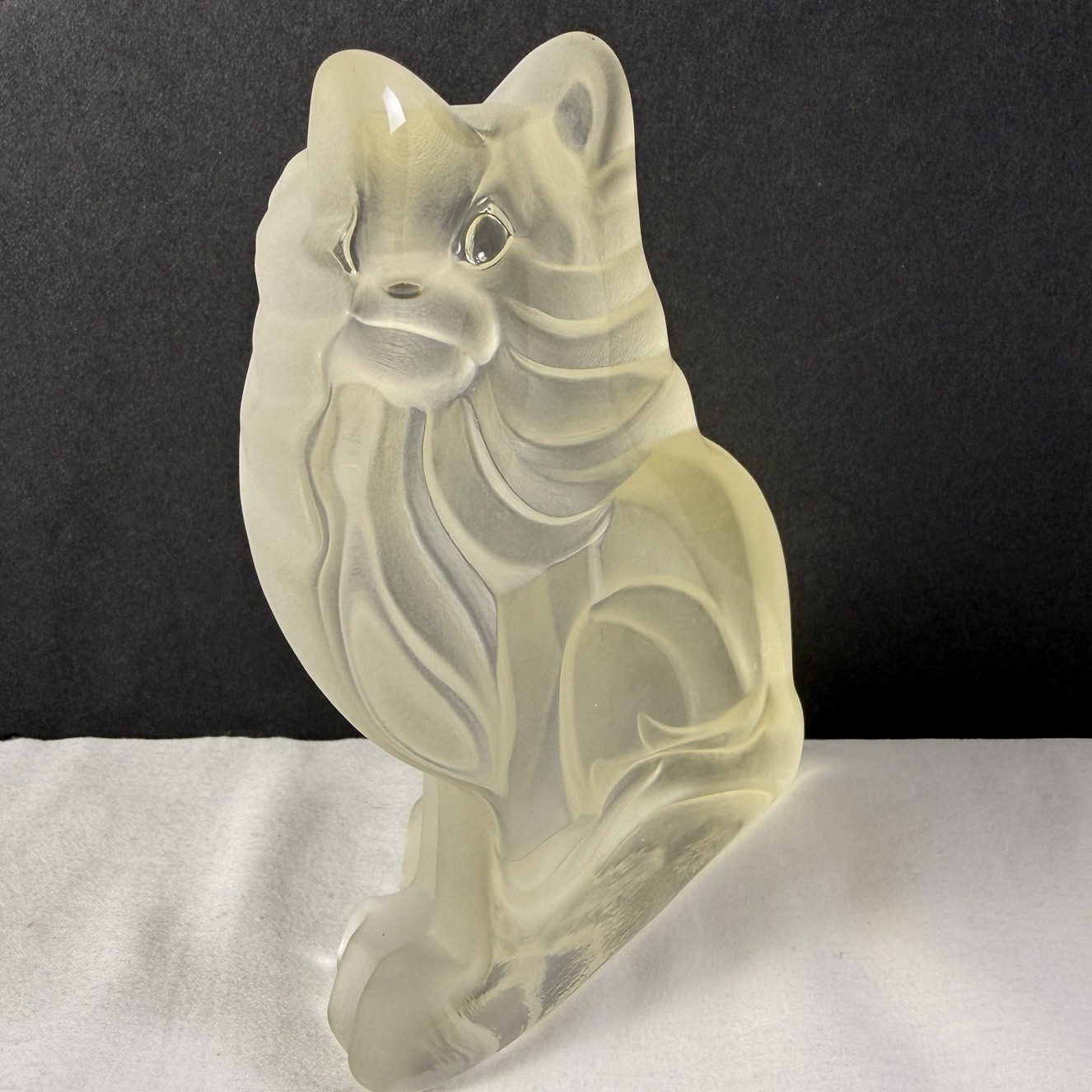 Crystal Persian Cat Figurine Unbranded Frosted Beautiful!