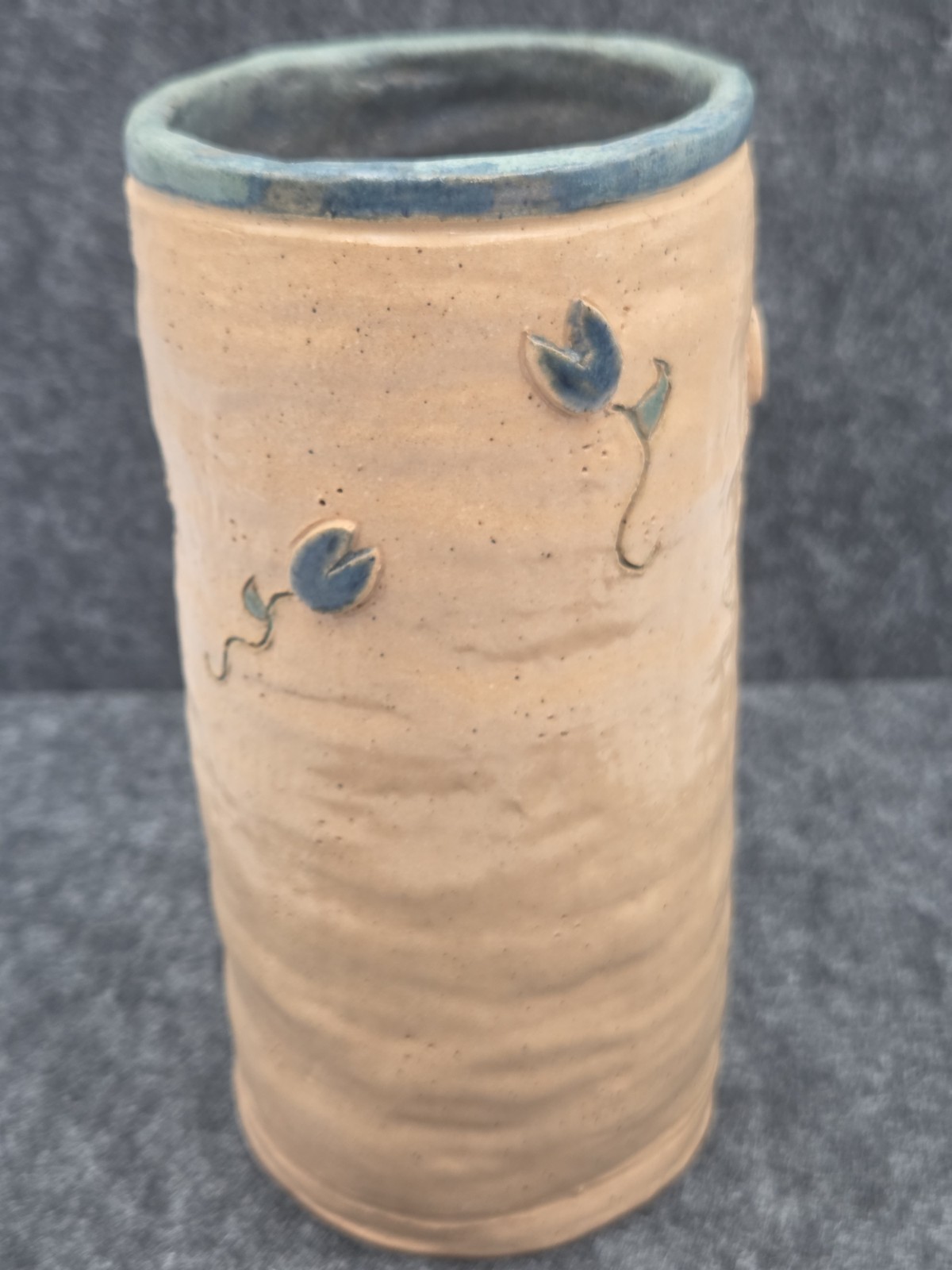 Vintage Hand Thrown Studio Pottery Stoneware Tumbler / Vase Blue Flowers Signed