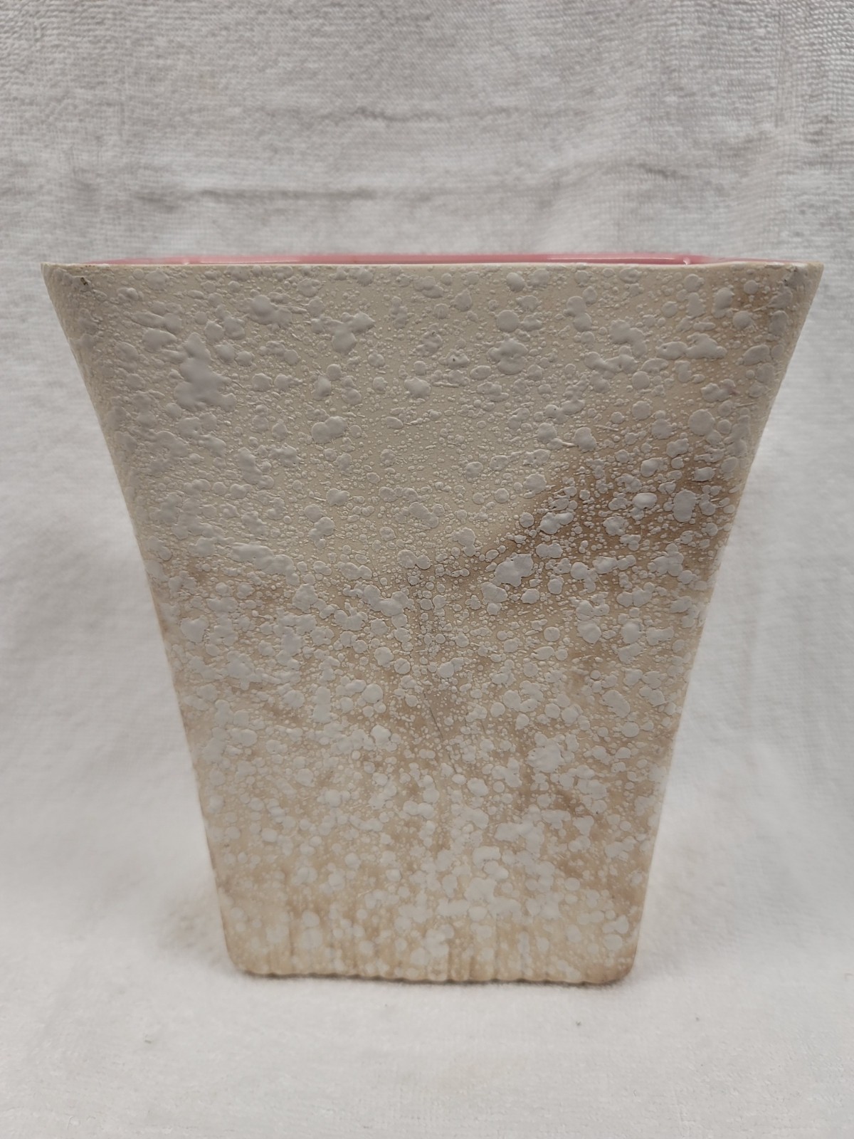 7 1/2″ “PARALLEL RAYS” VASE BY ROYAL COPLEY, ROYAL WINDSOR, SPAULDING