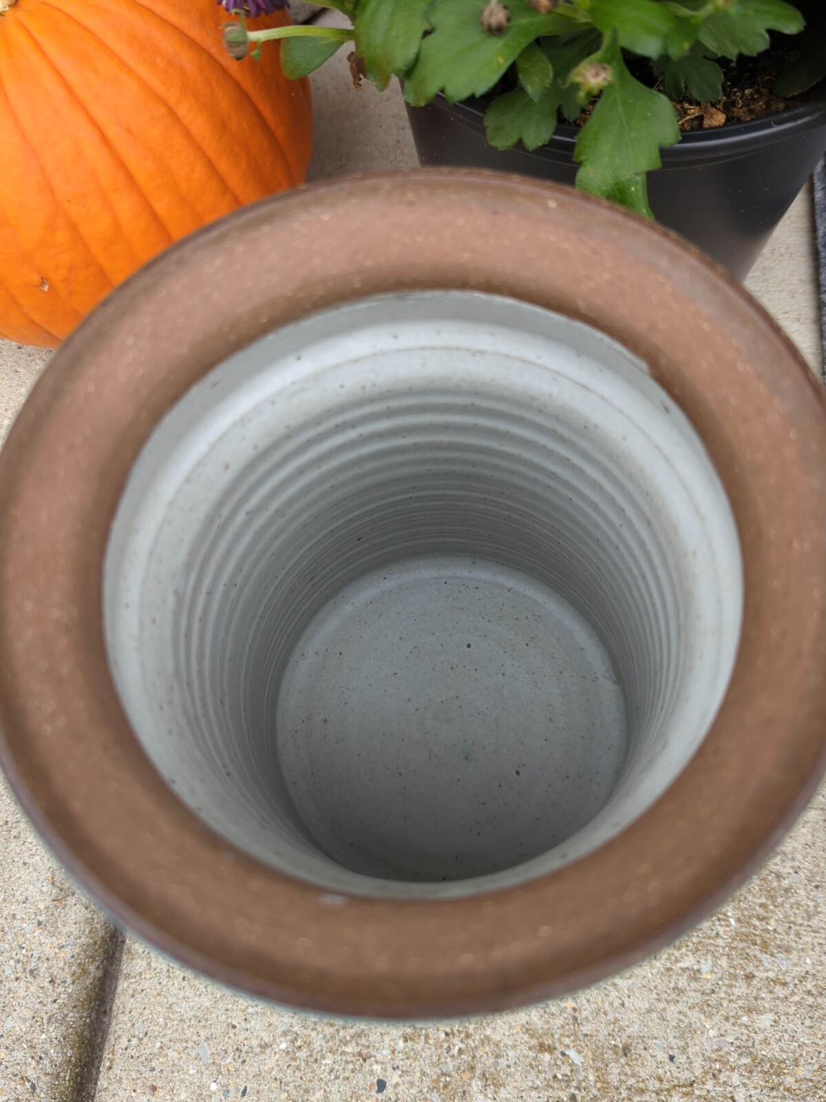 Art Pottery Hand Thrown Crock Vase Planter Utensil Holder Signed Rare Earth 8″