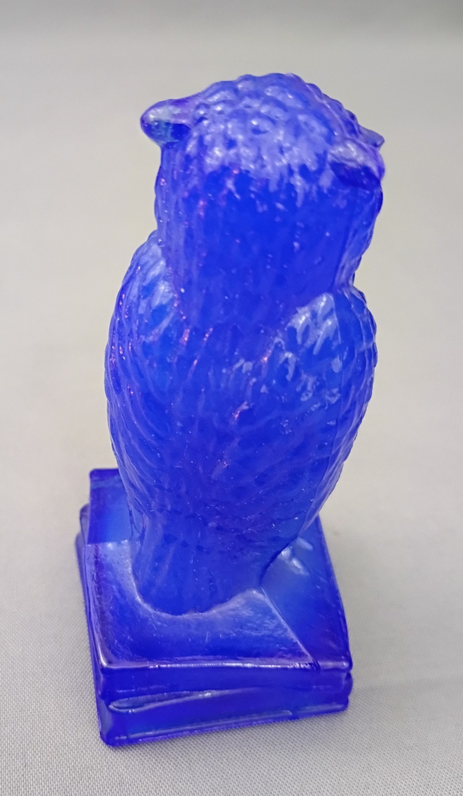 Vintage Degenhart Glass Cobalt Dark Blue Owl On Books Figurine 1967-1978