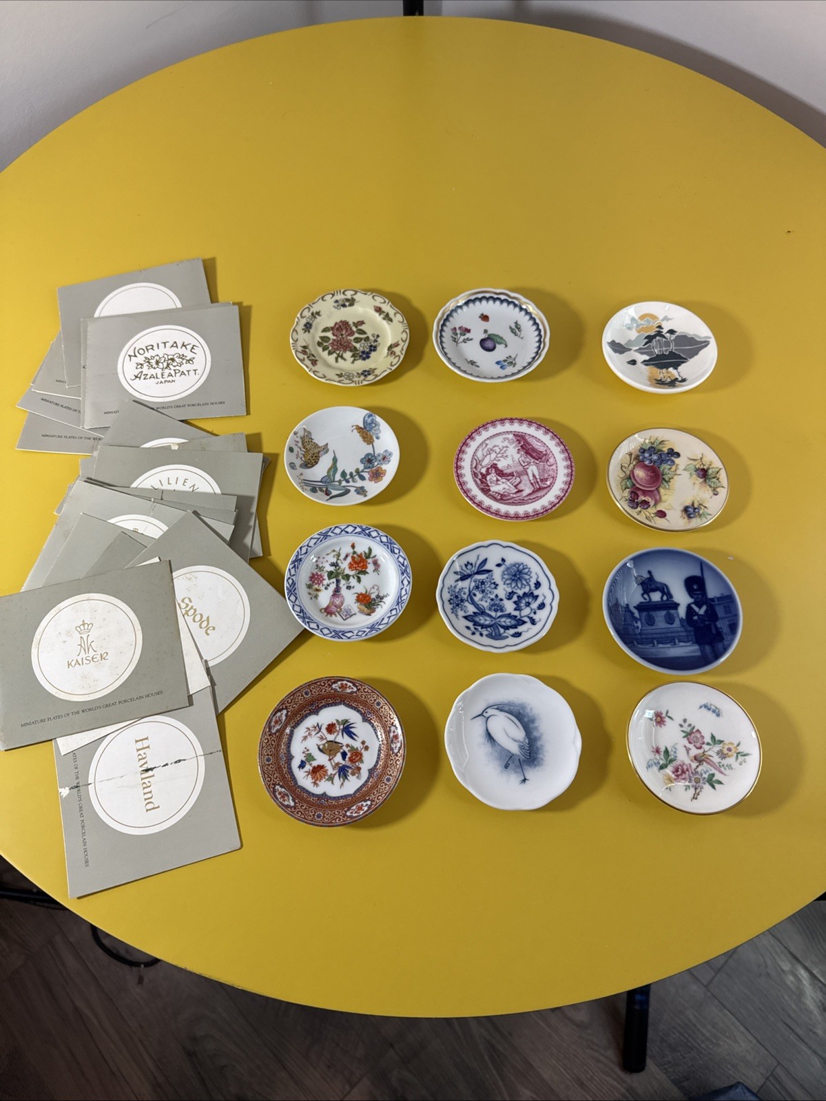 12 Miniature Plates of the World Miniature Plates, Franklin Mint Porcelain 1980