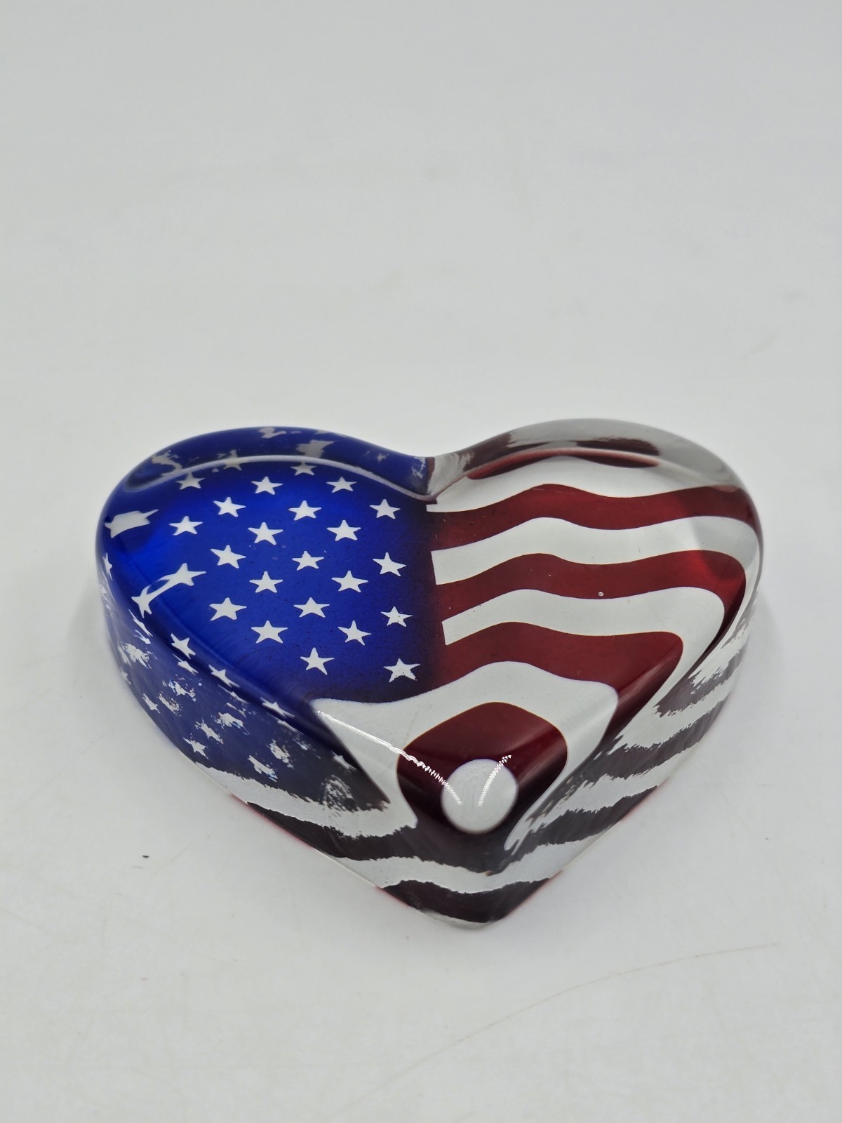 Fenton American Flag Heart Paperweight Patriotic USA Art Glass Signed 4″