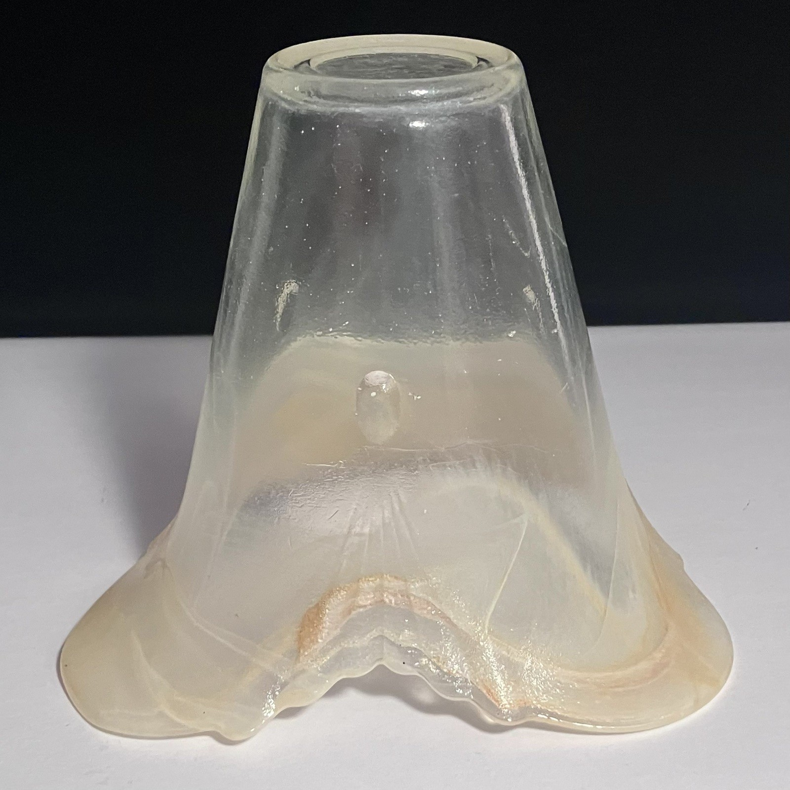MURANO ITALY Glass Vase / LAVORAZIONE ARTE Trumpet Swirl / 4.75 Inches / VINTAGE