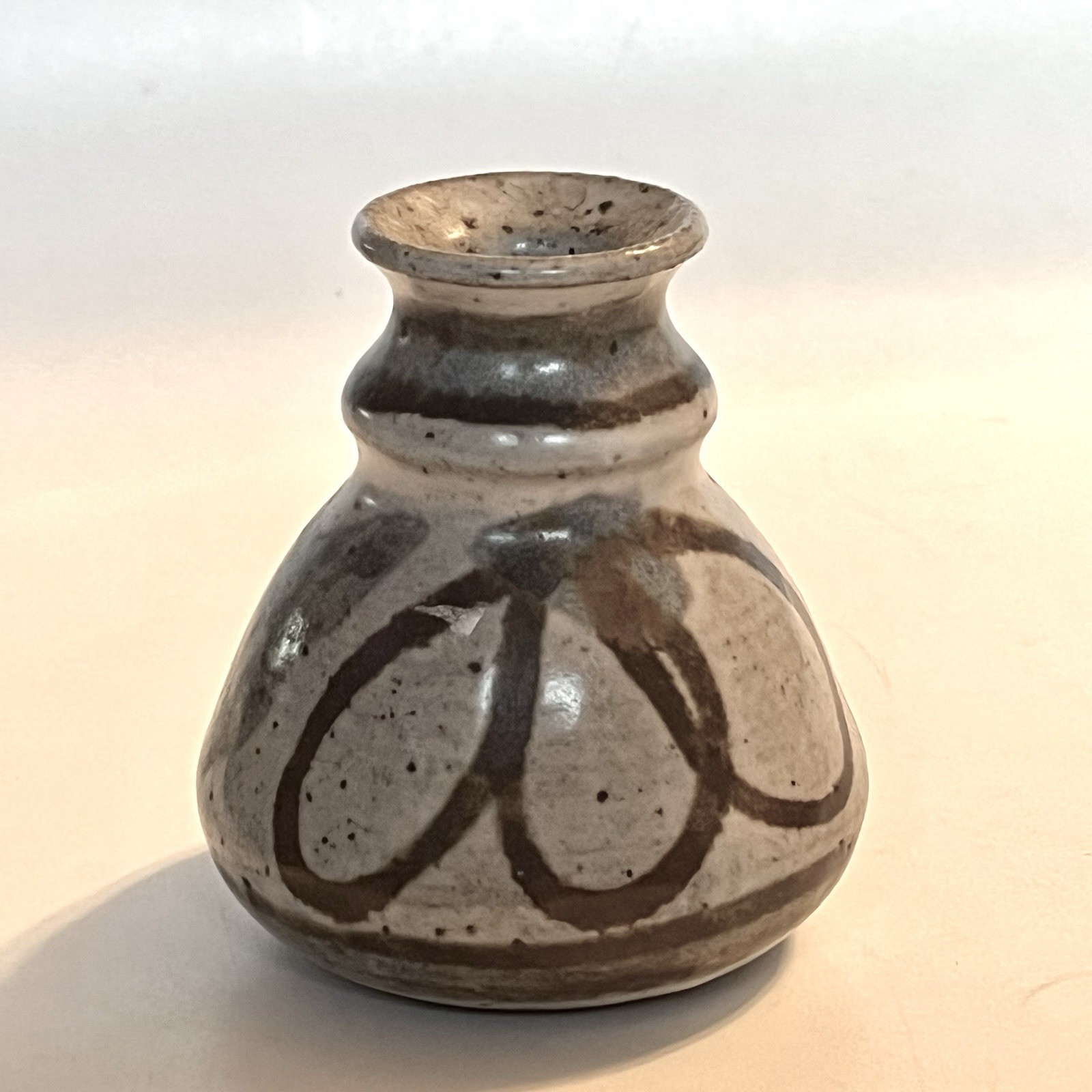 Vtg Studio Art Pottery Hand Thrown Gray Brown Blue Speckled Stoneware Vase 3.25″