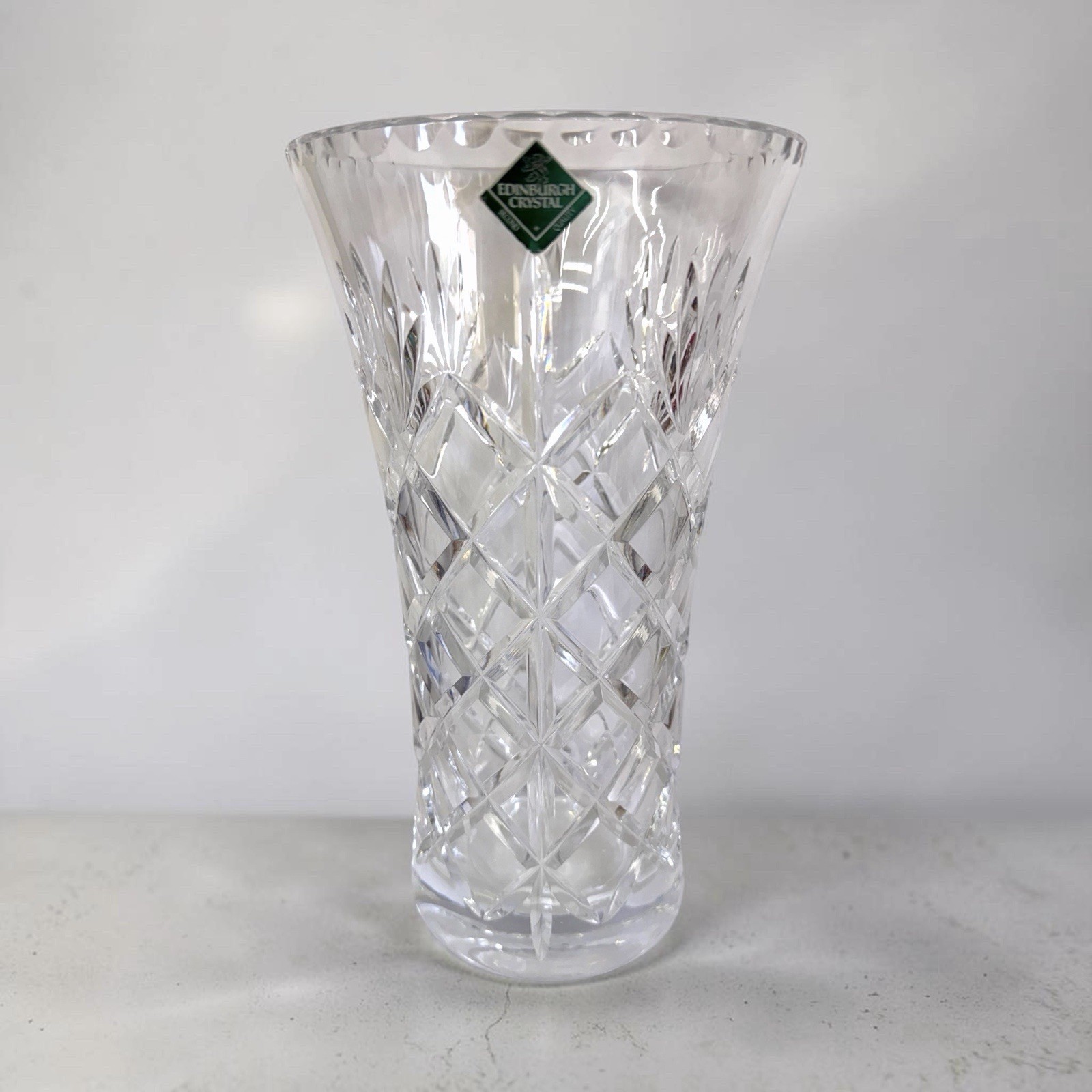 Vintage EDINBURGH Crystal Vase 10” Scotland Intricate Diamond Cut NEW