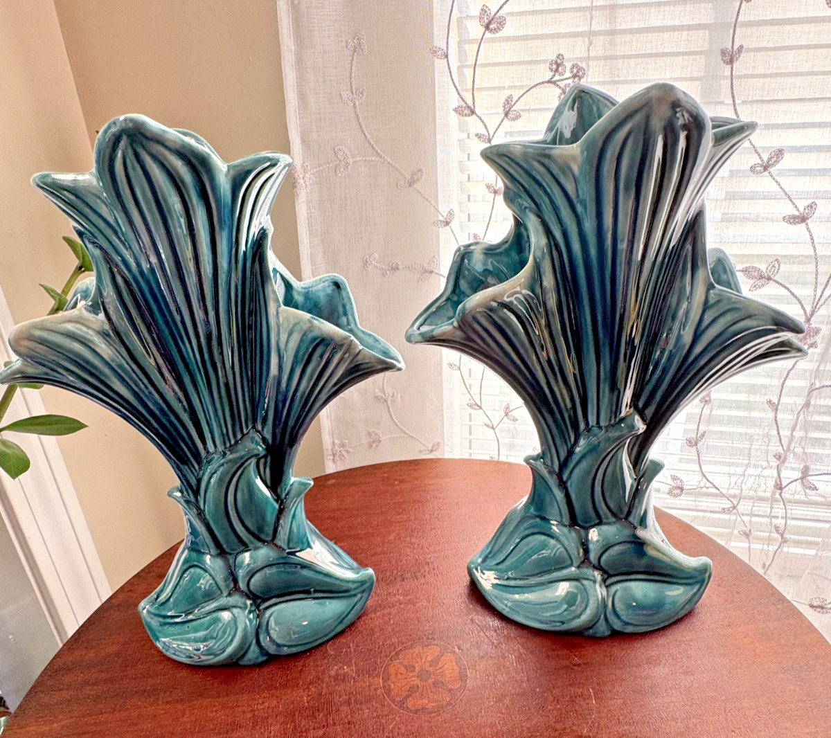 MCM Moderamics Pair of Trumpet Vases 2149 Large 14″ Tall Peacock Blue Drip 2 Pc