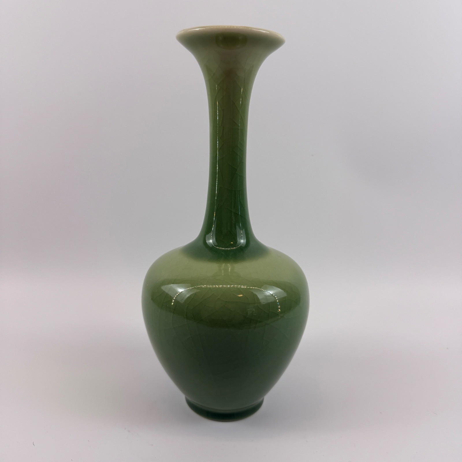 1947 Rookwood Pottery Green Vase 778 Crackle Gloss