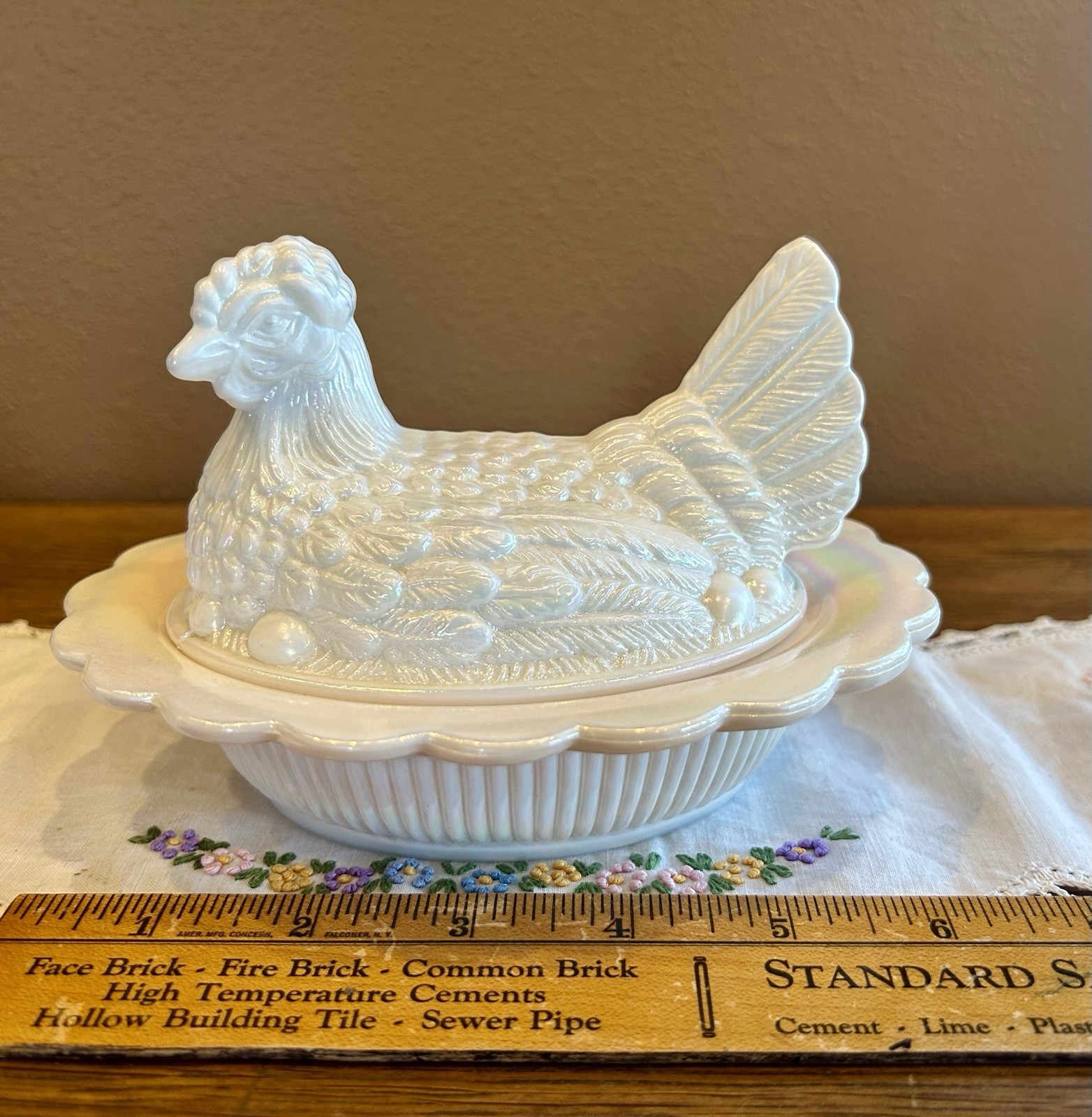 MOSSER White Milk Glass Carnival Hen Chicken on Nest Iridescent 6” STUNNING!