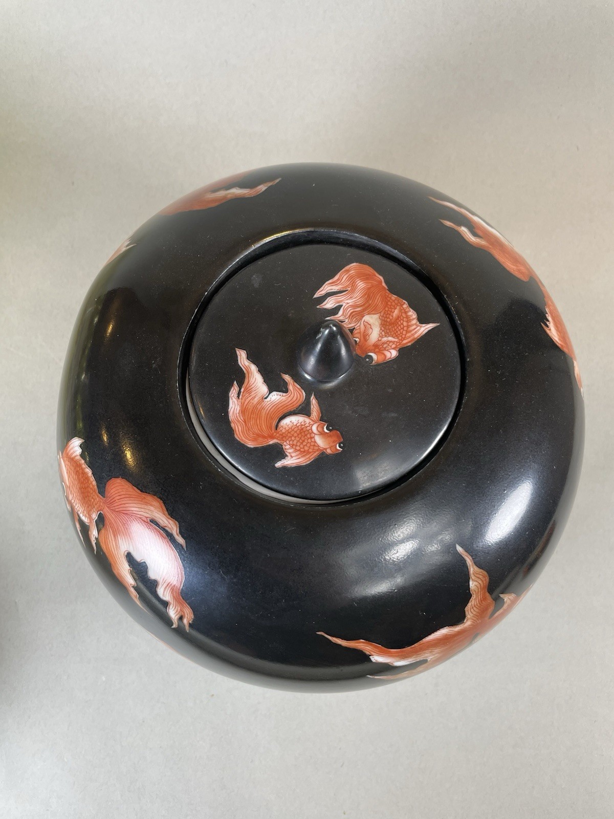 VTG Fumiki Covered Urn With Koi